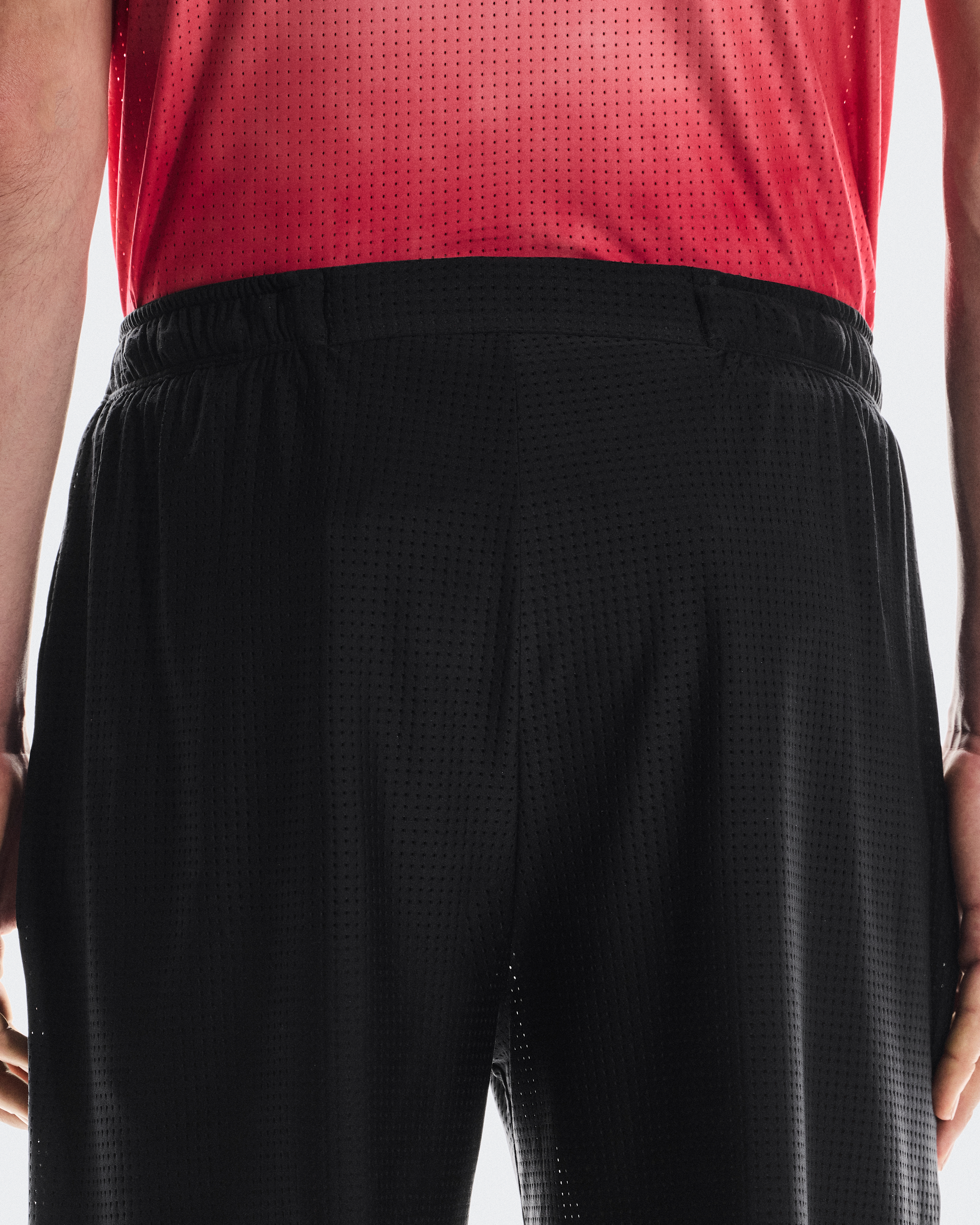 Pace Mesh ShortsMen / Black / L