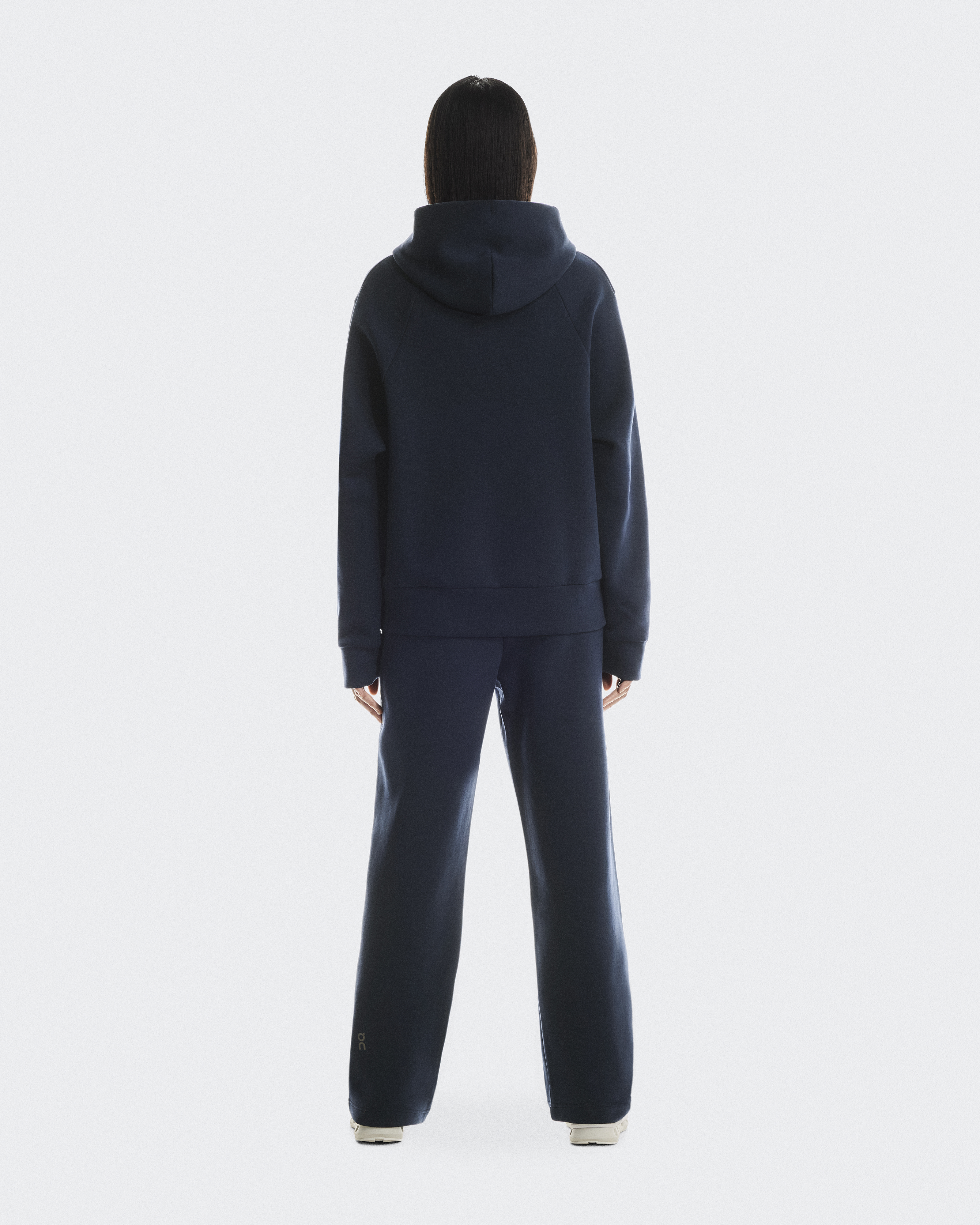Women's Focus Tech Sweatpants | Blue | On United States