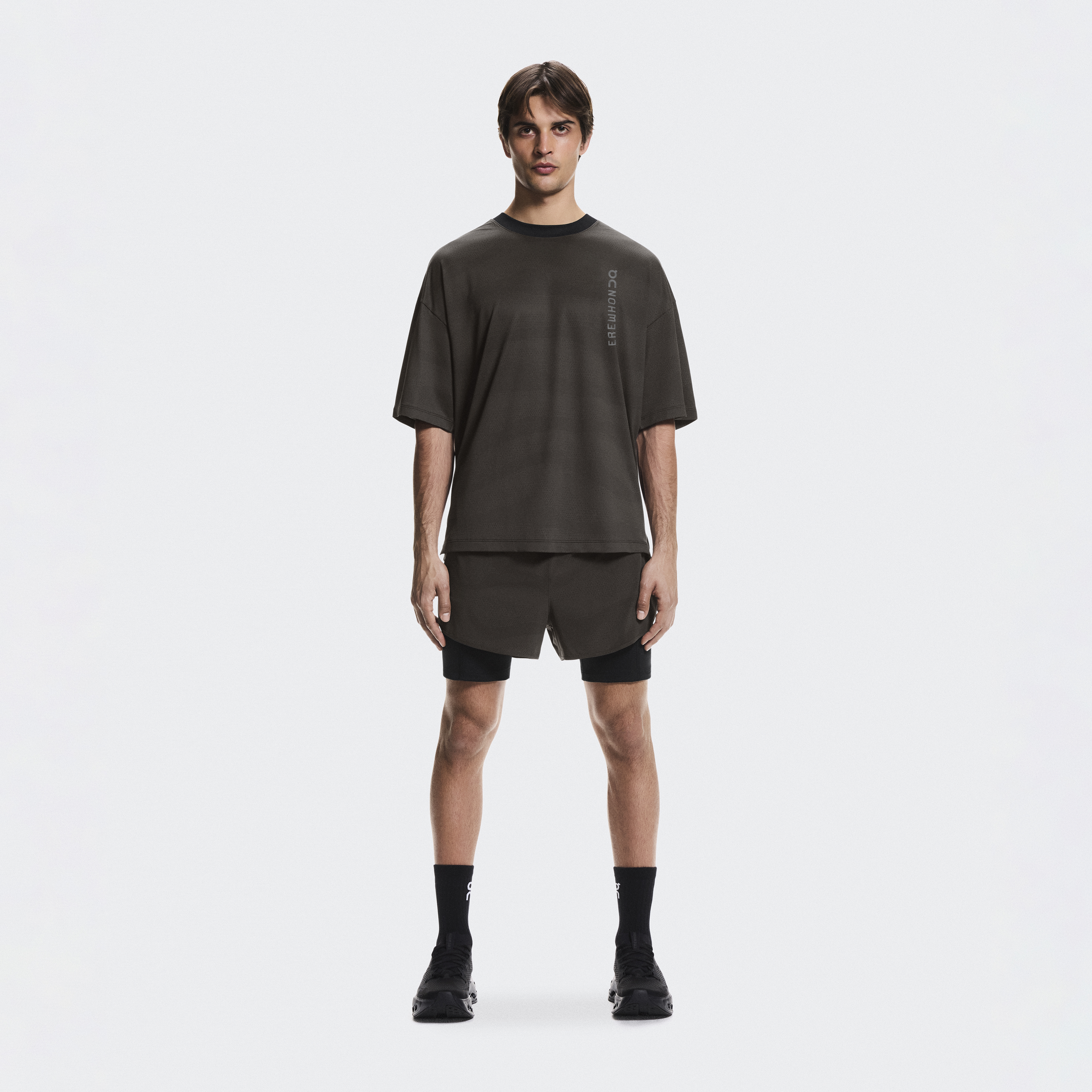 2-in-1 Shorts Erewhon in Espresso/Black
