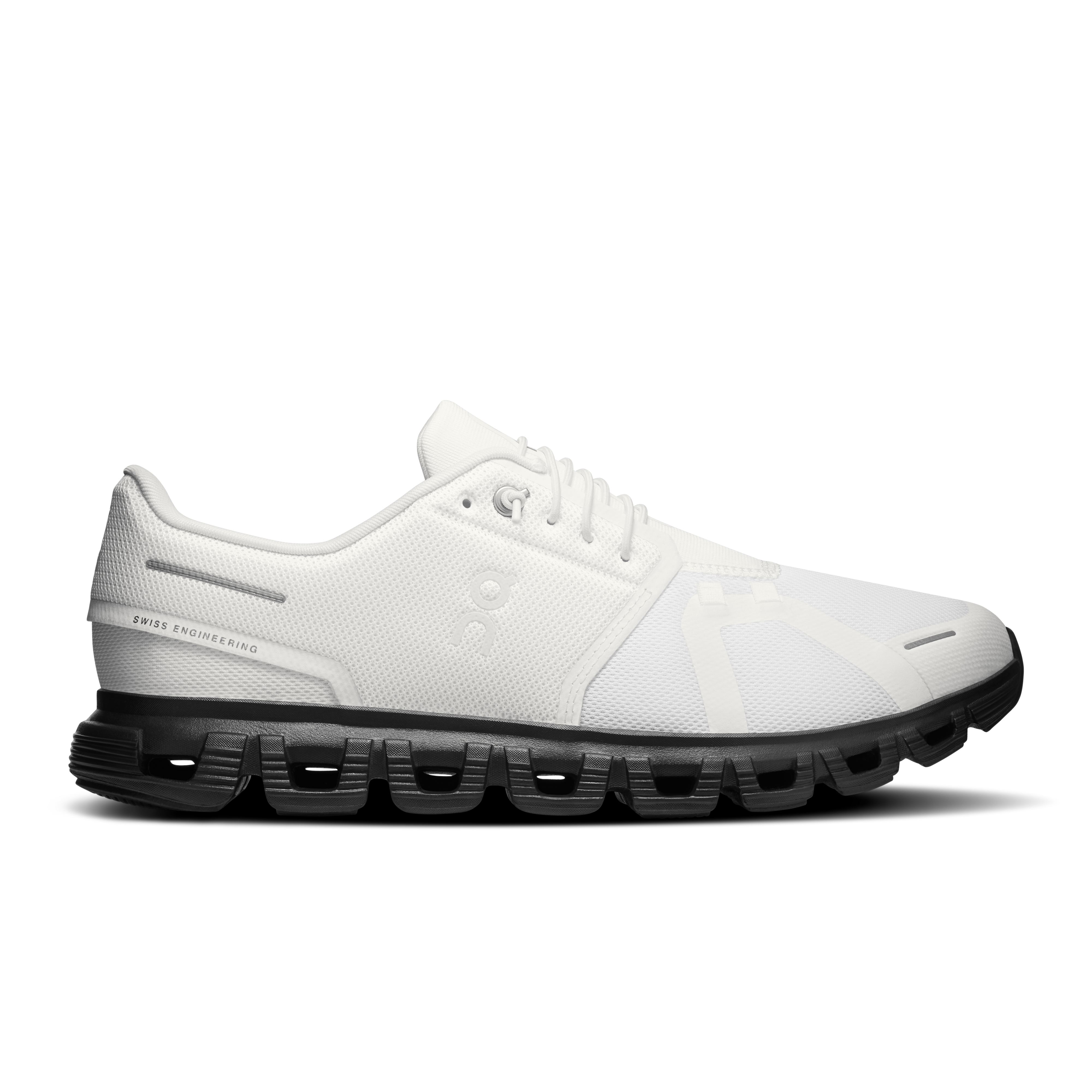 Cloud 6 Lifestyle Shoe in White/Black