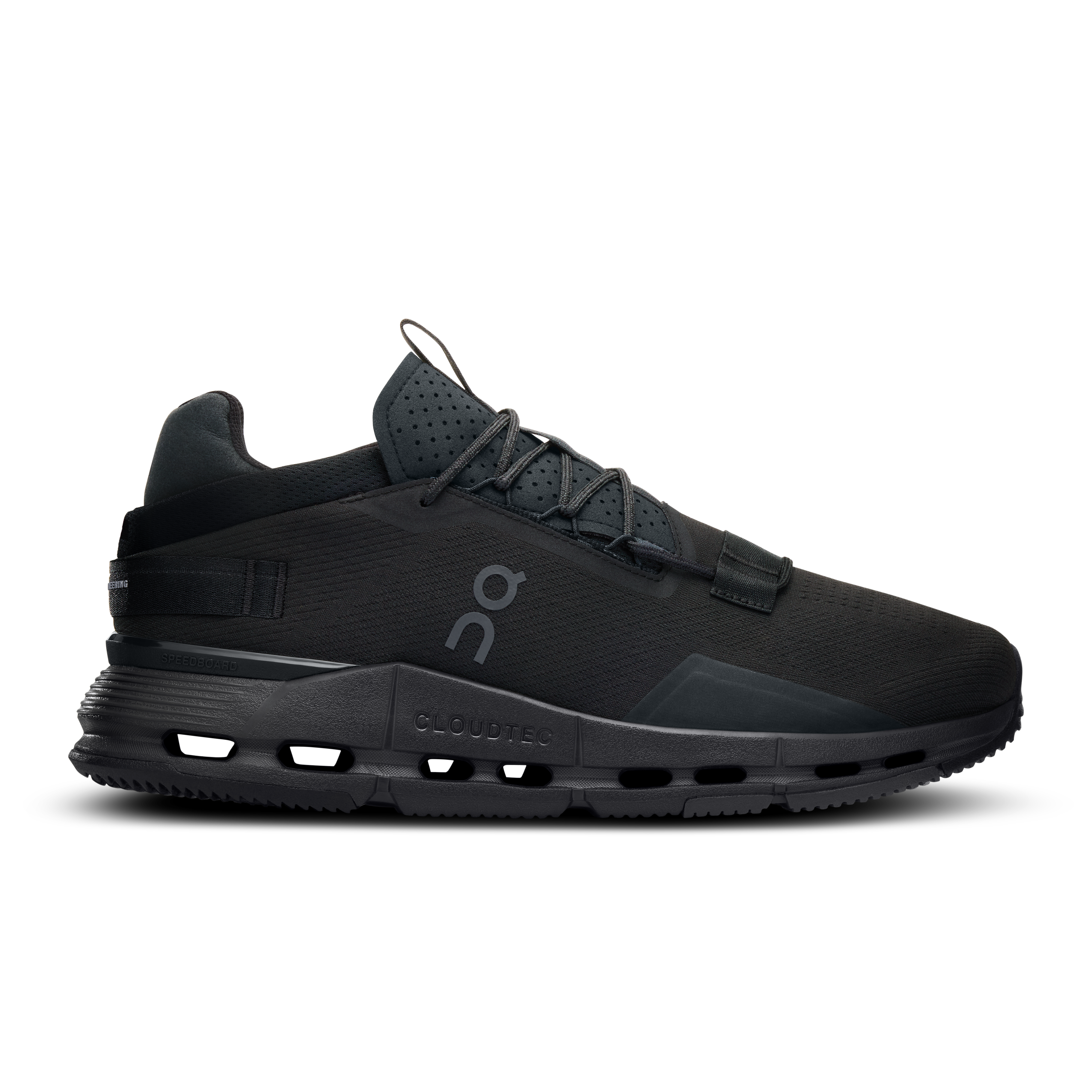 Cloudnova 2 Lifestyle Shoe in All Black