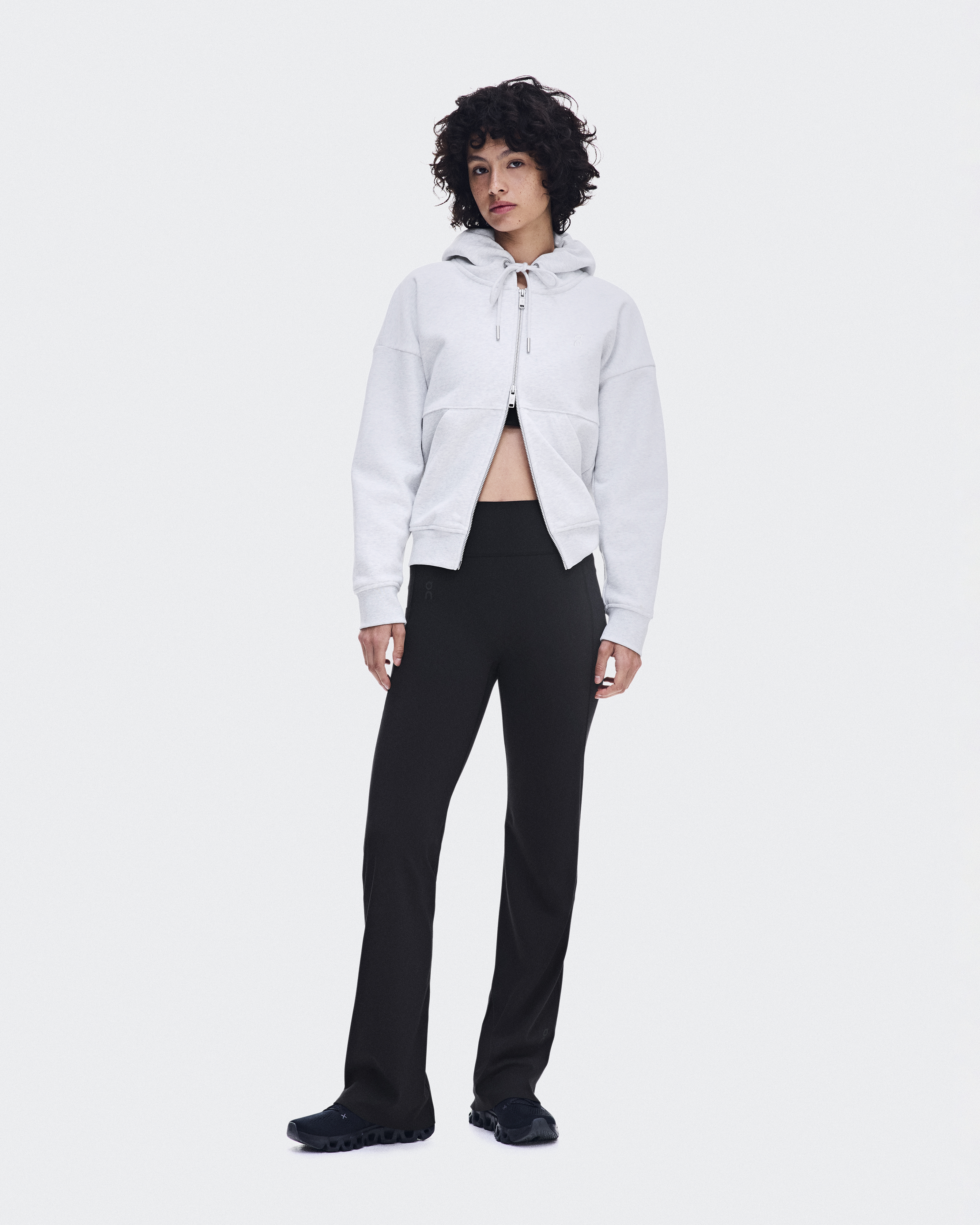 Women's Studio Flared Pants 32