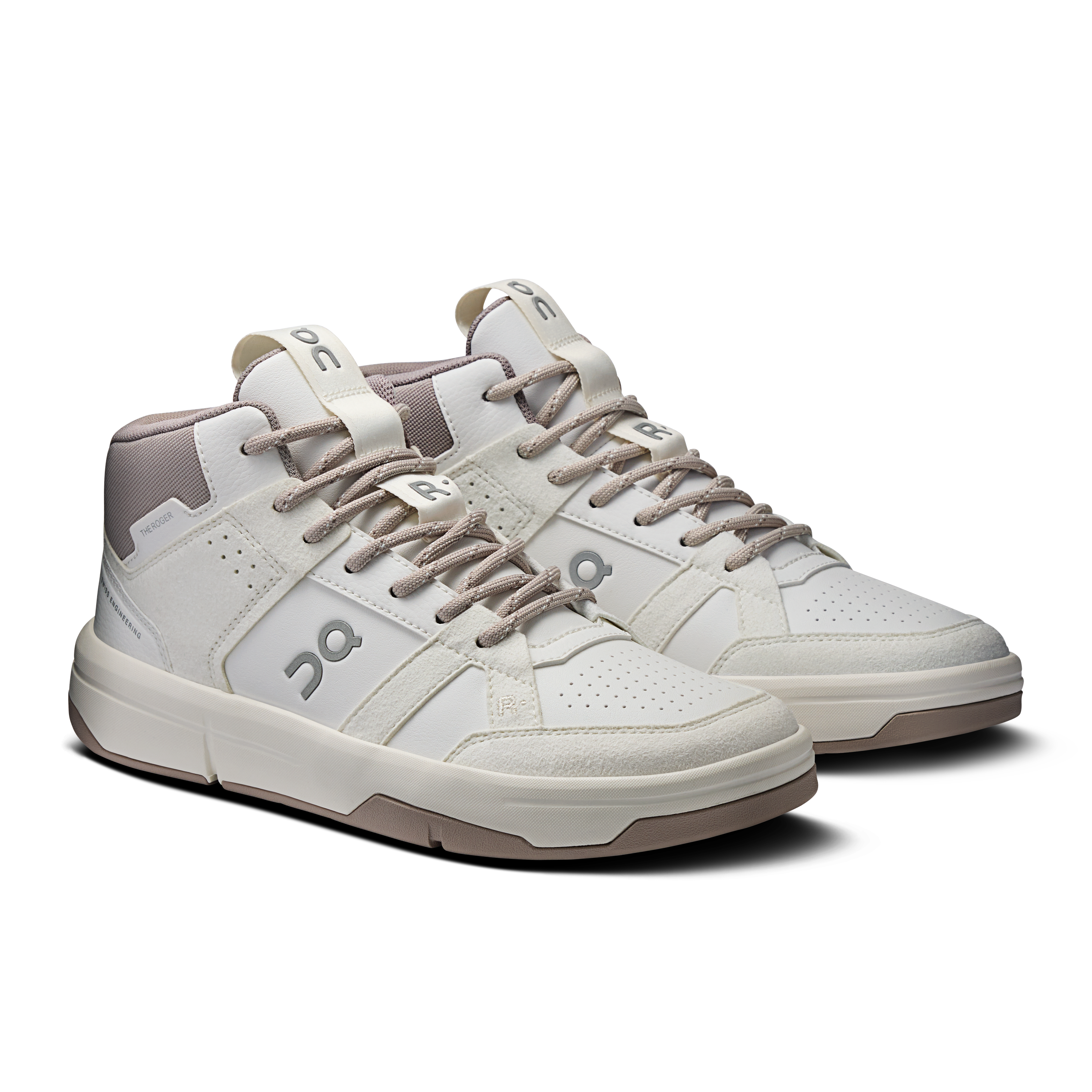 On THE ROGER Clubhouse Mid Ivory & Fog Women Tennis Shoes