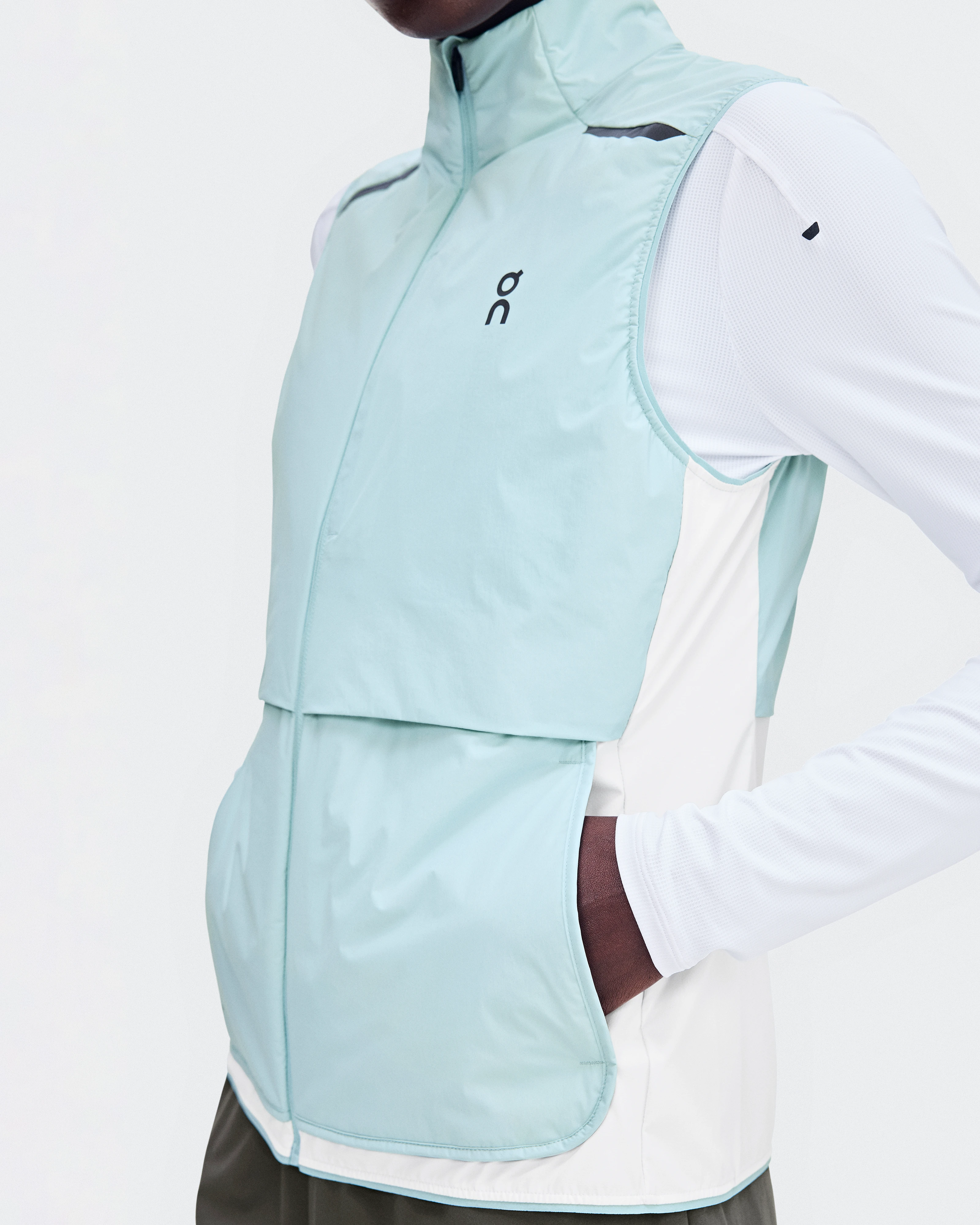 On Weather Vest Brook & Frost Women Jackets