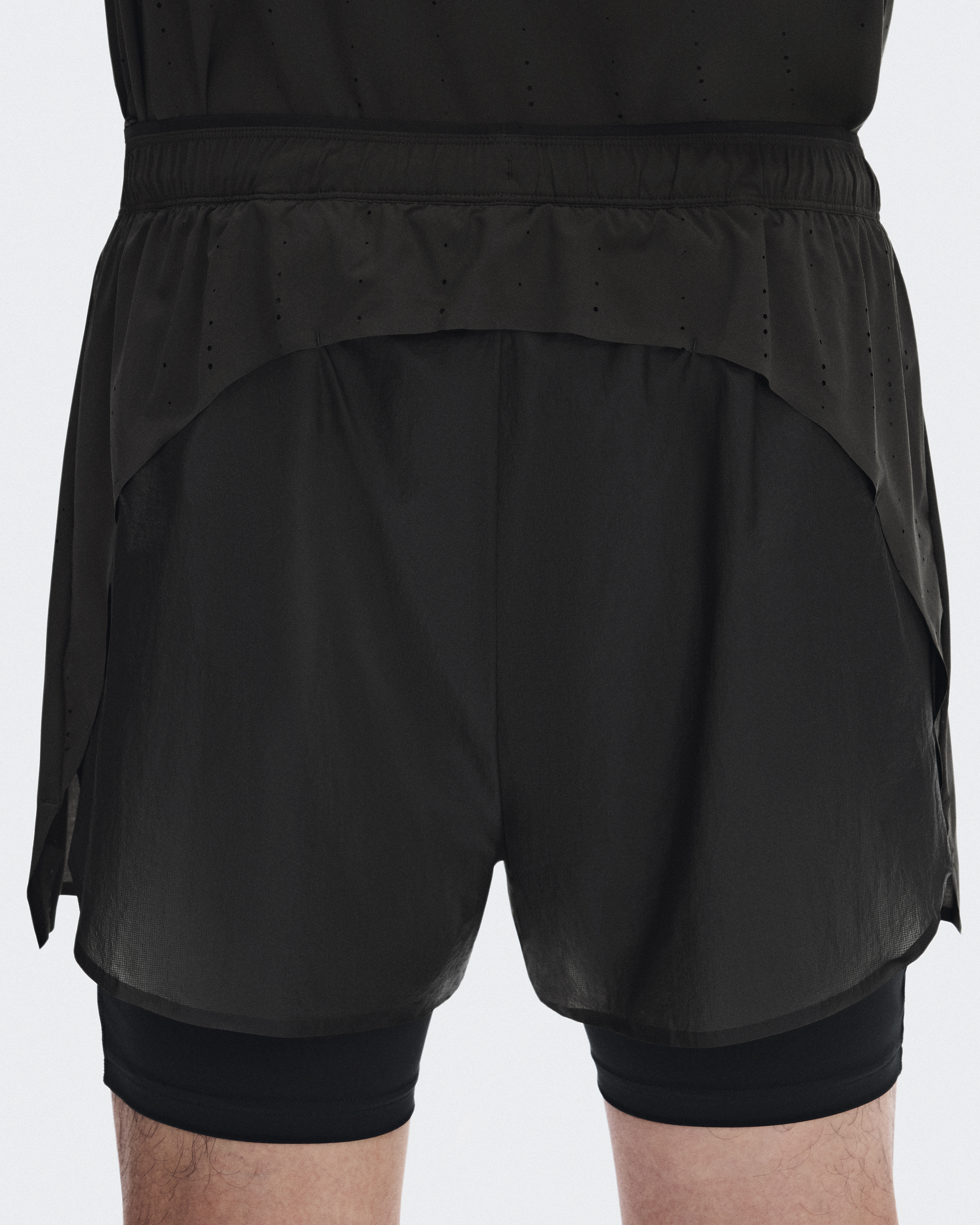 メンズ Zero 2-in-1 Shorts PAF | ブラック | On 日本