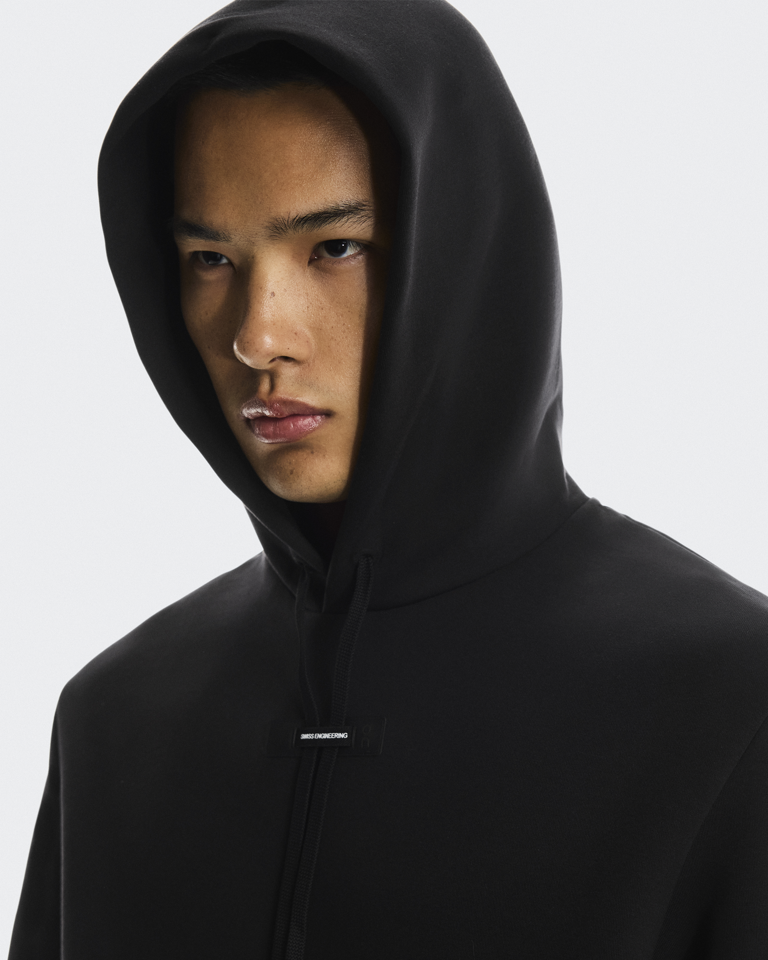 Men's Focus Tech Hoodie | Black | On Sweden