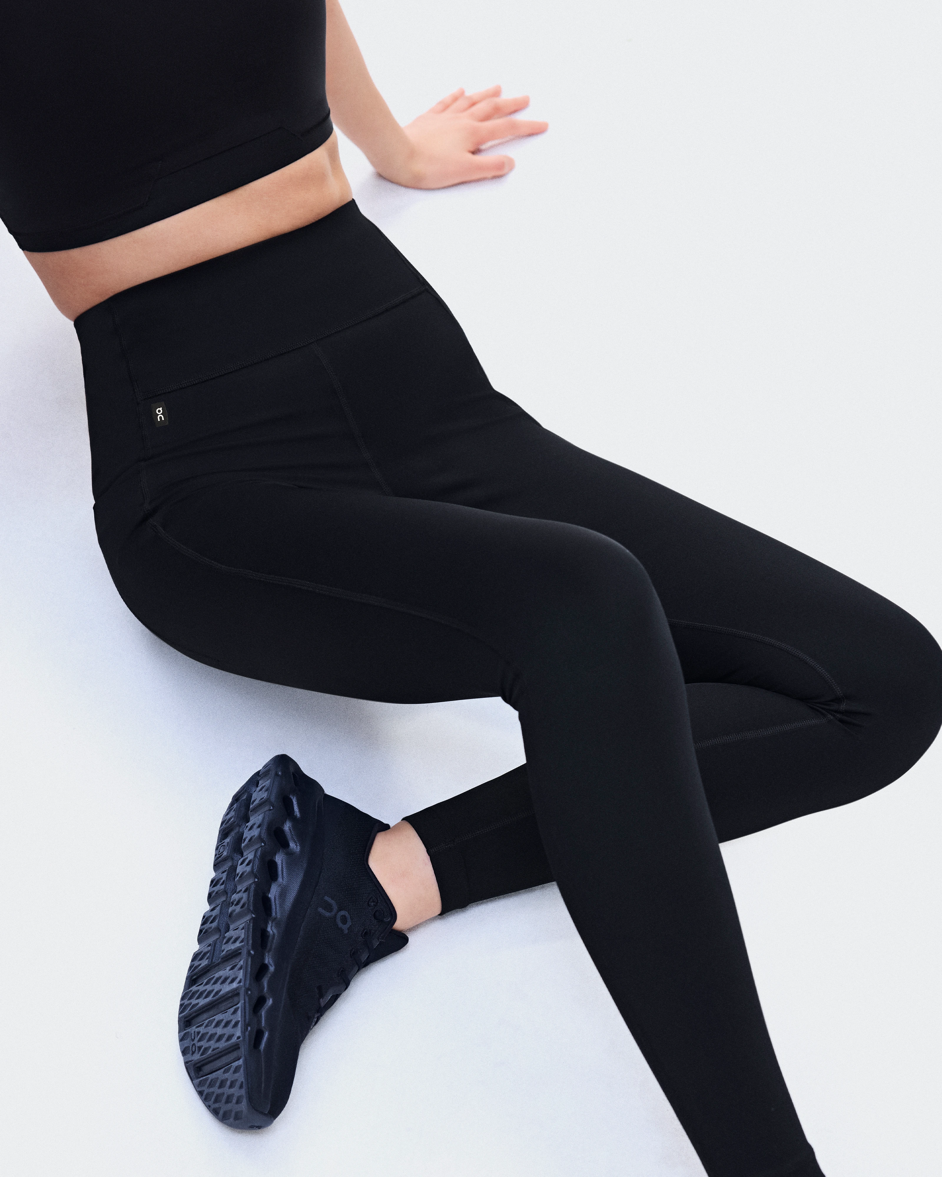 On Train Tights Black Women Tights