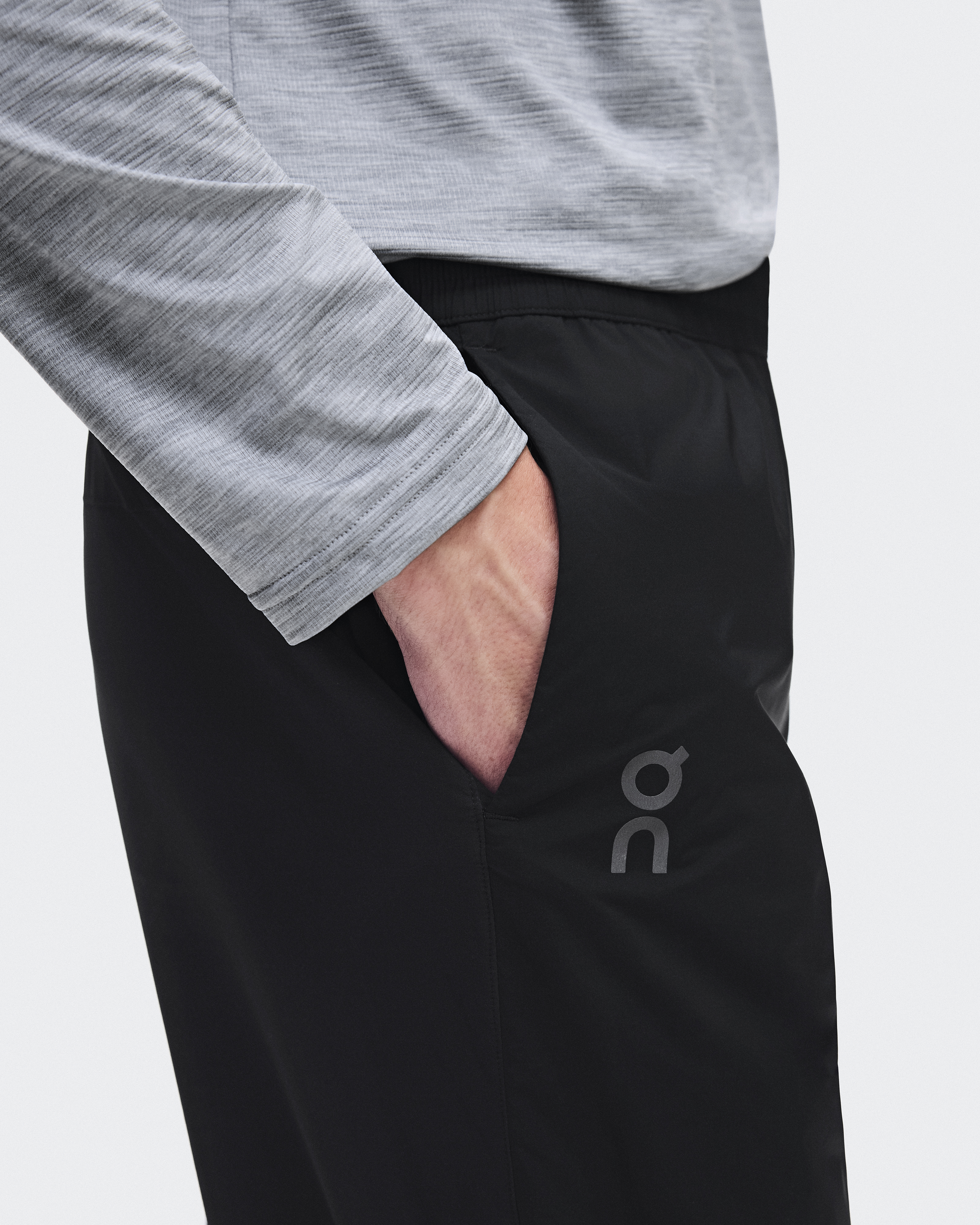 Men's Weather Pants | Black | On Japan