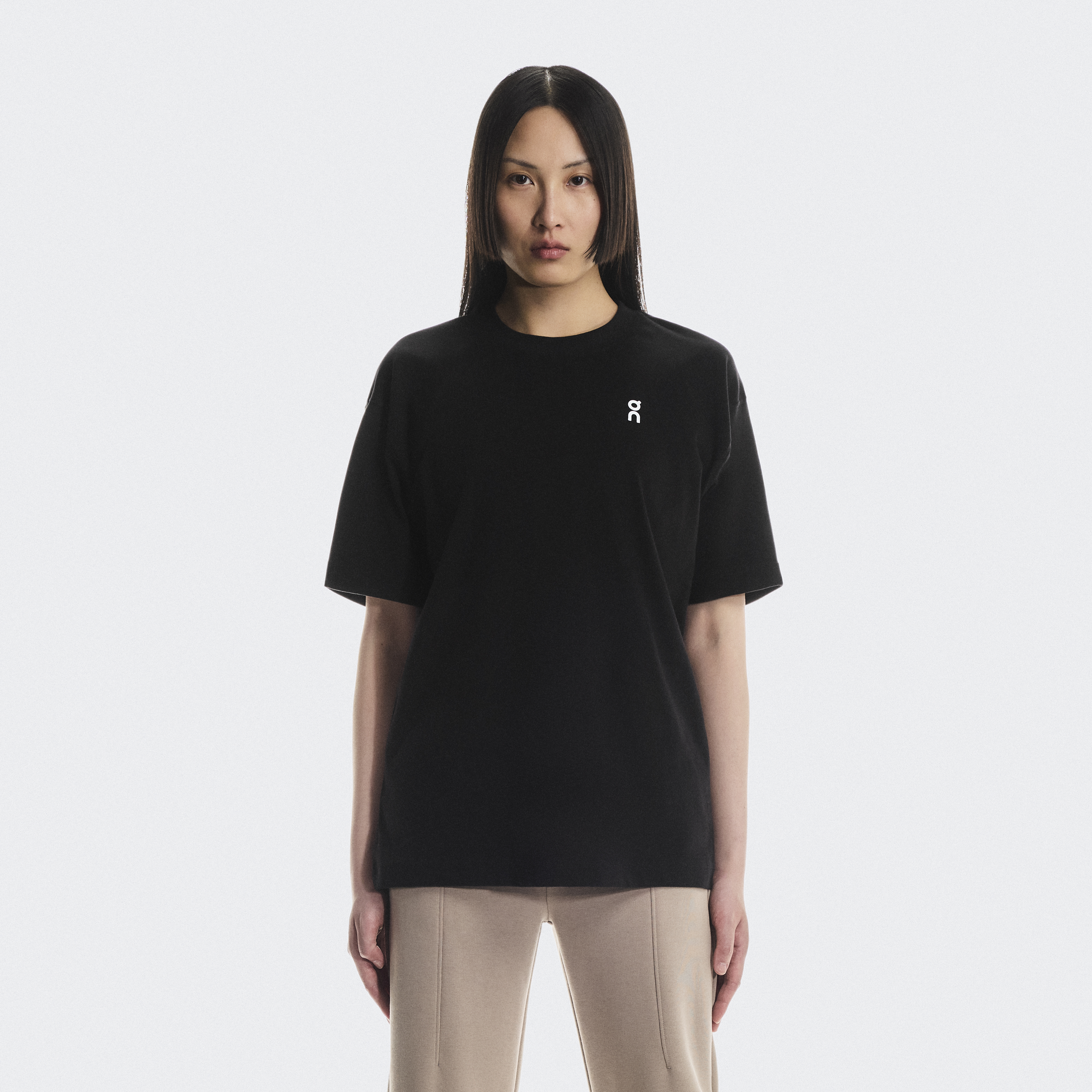 トップス＆Tシャツ | On 日本