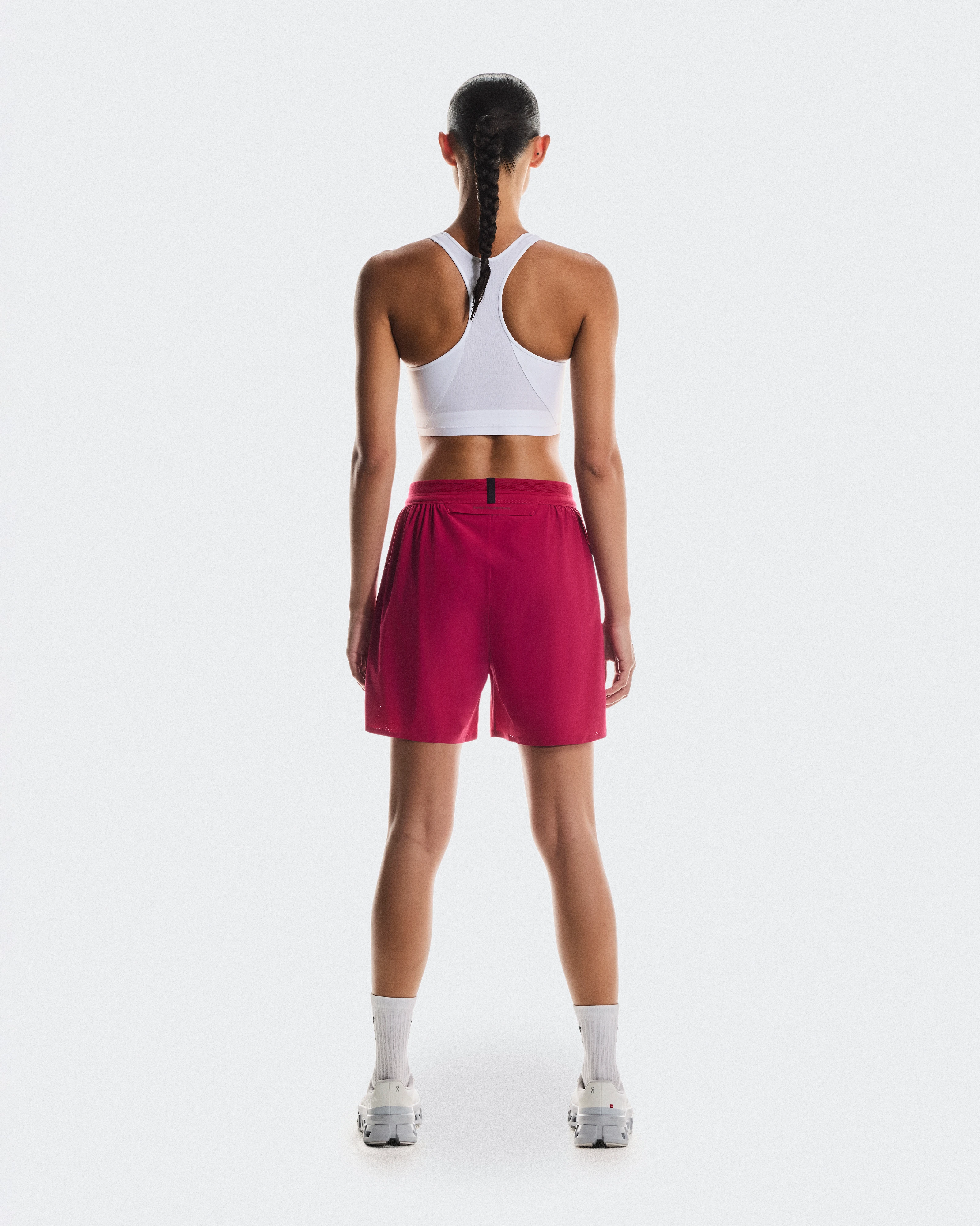 On 5" Performance Shorts Grenadine Women Shorts