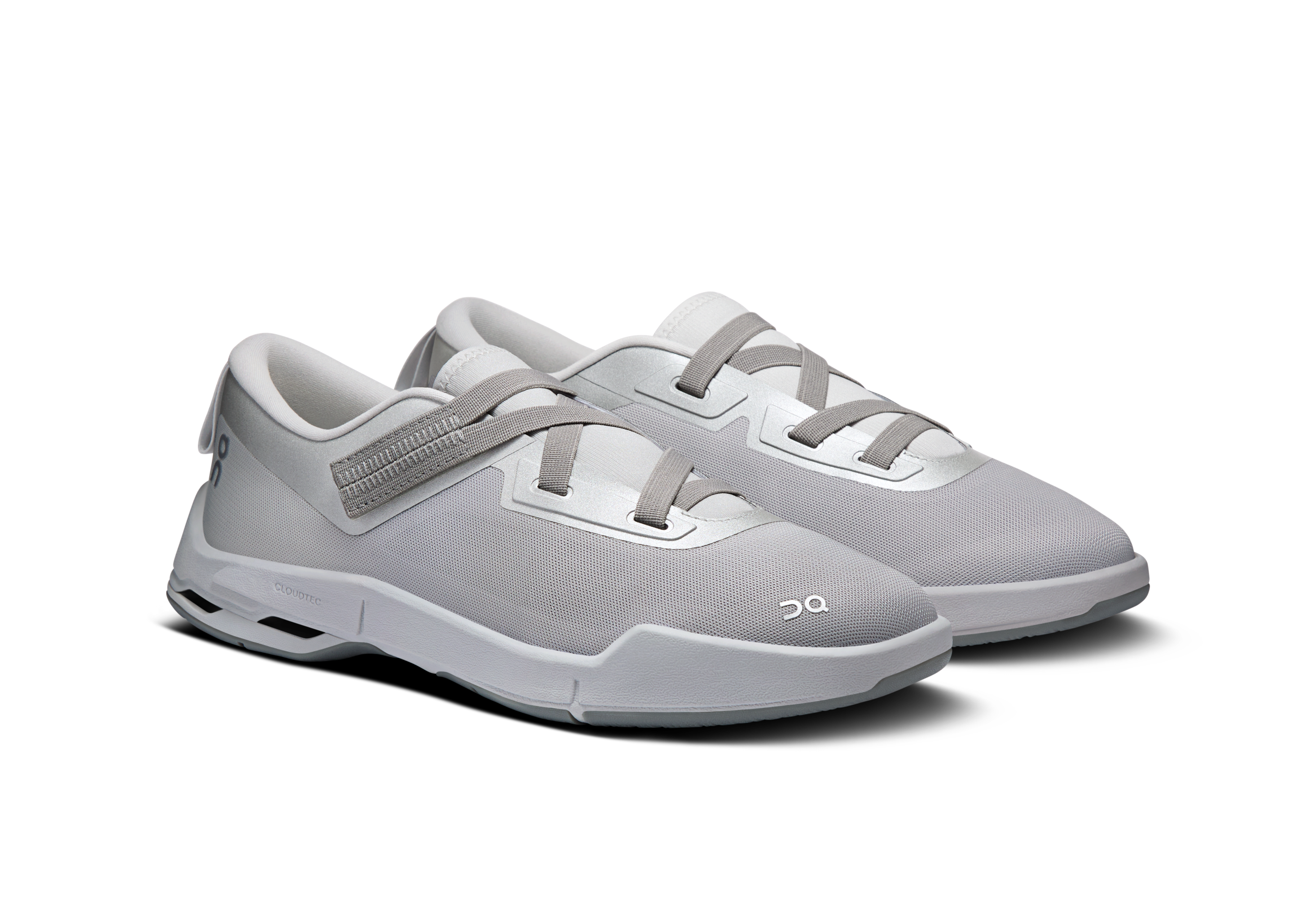 The Cloudnova collection: Performance & design | On 日本