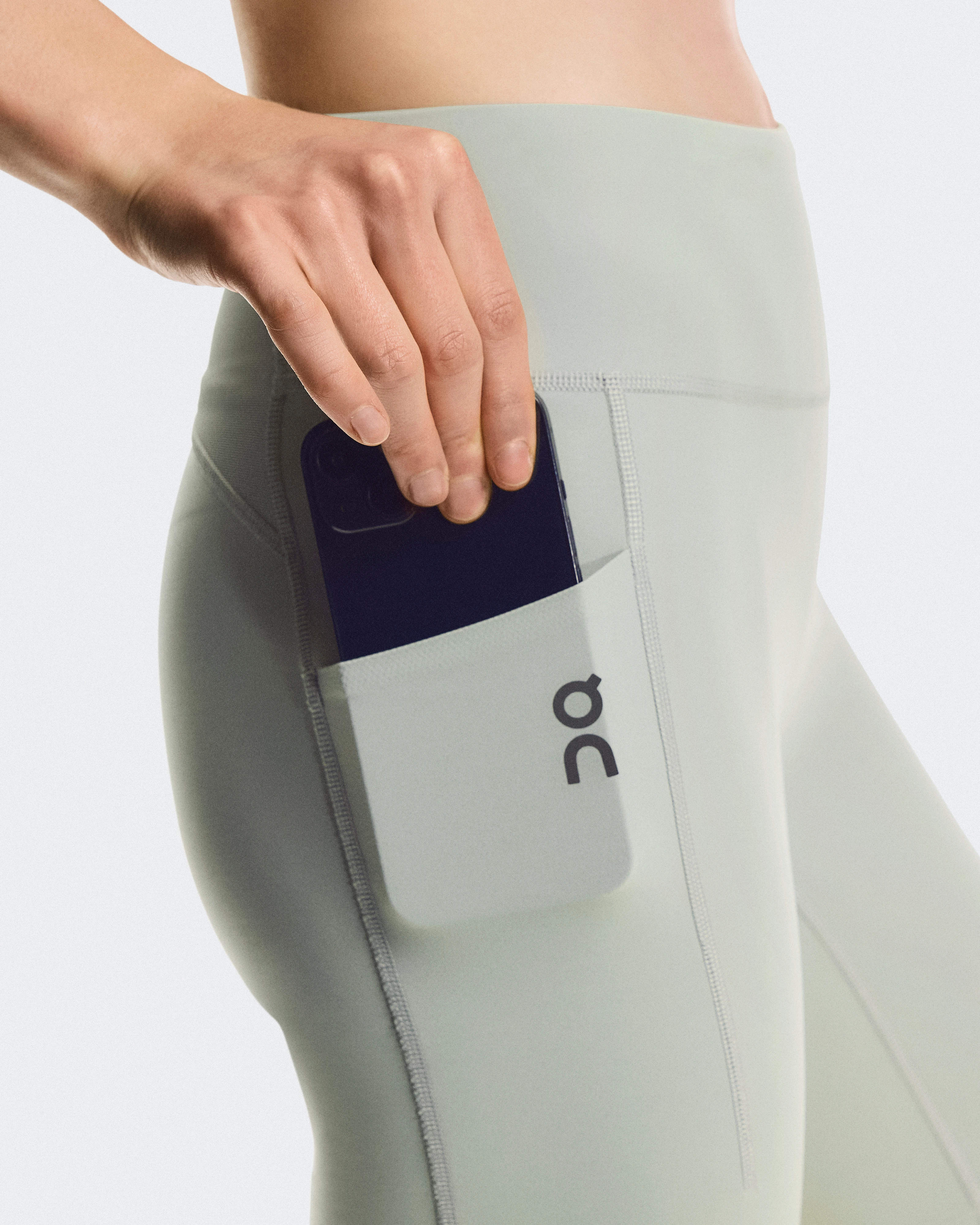 On 8" Performance Tights Tin Damen Tights & Leggings