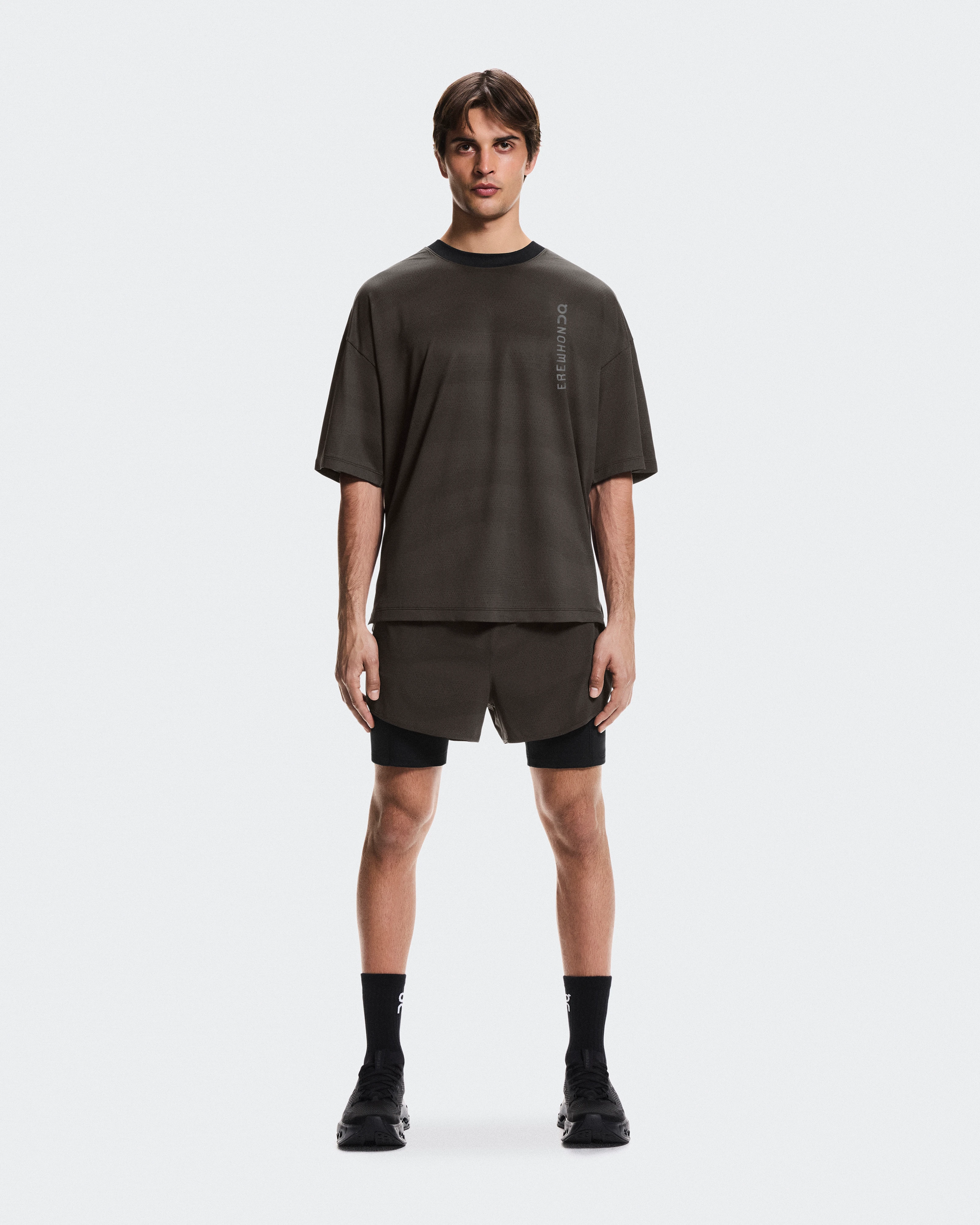 On 2-in-1 Shorts Erewhon Espresso & Black Men Shorts