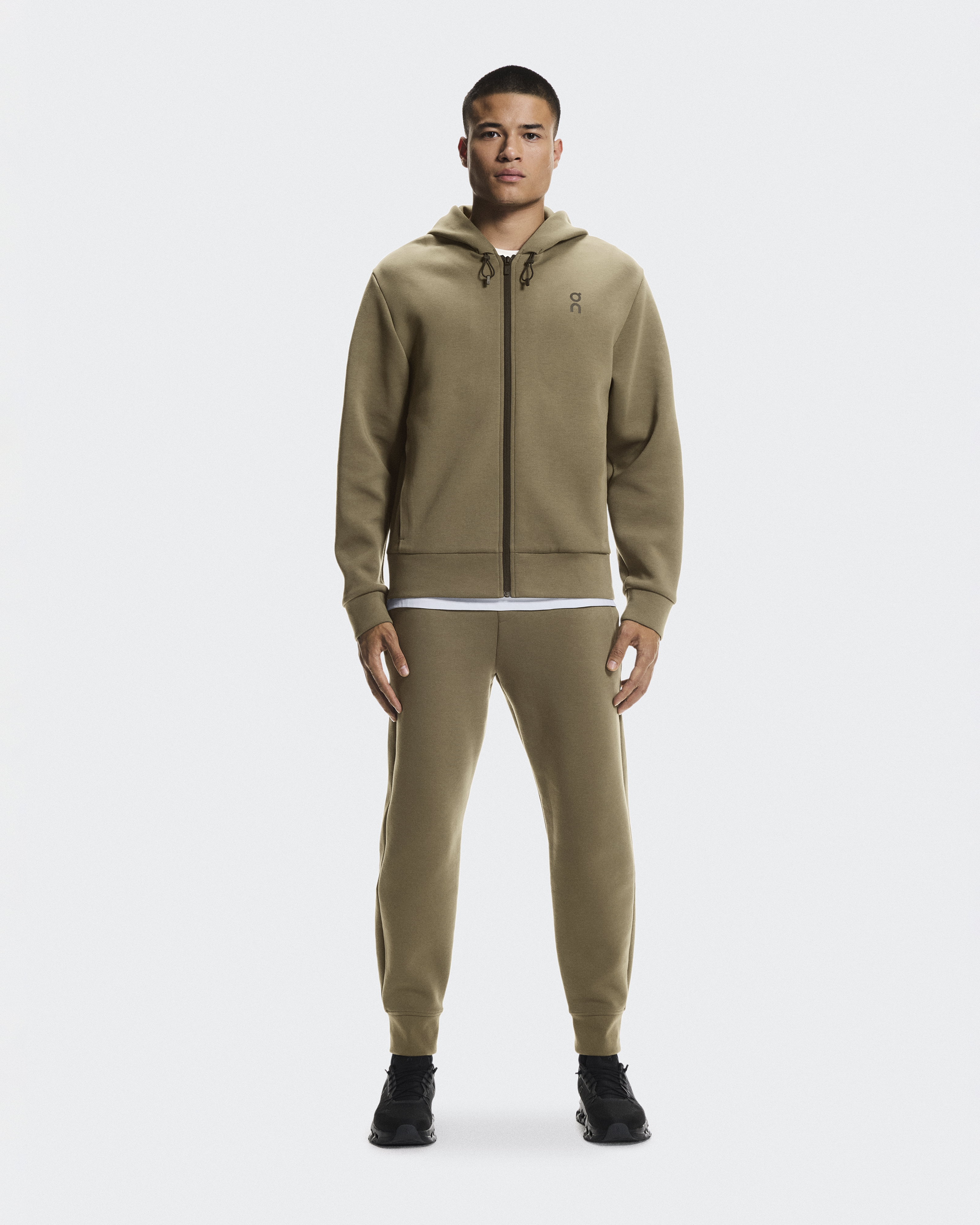 メンズ Focus Tech Sweatpants | グリーン | On 日本