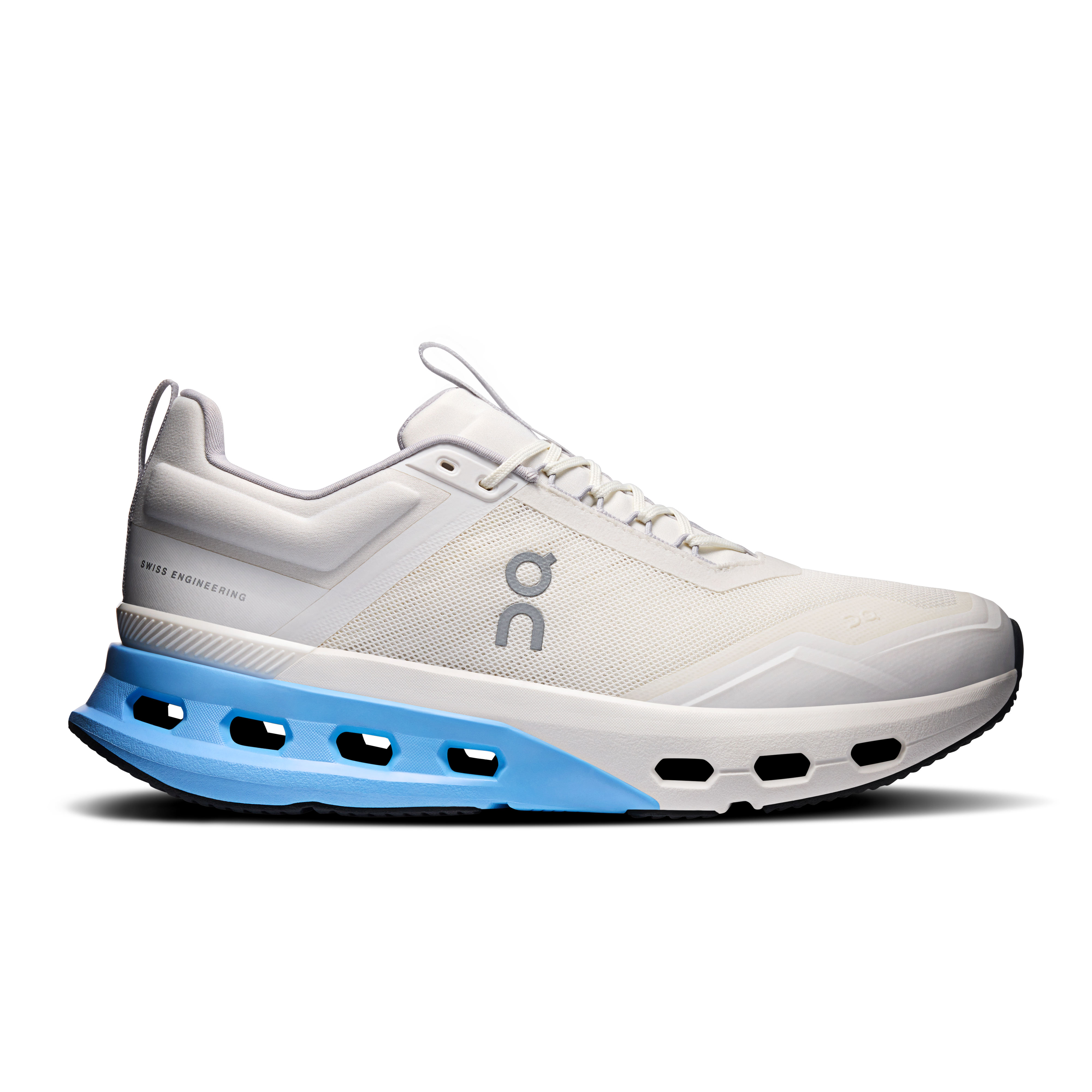 Cloudnova X Sneaker in Ivory/Gourami