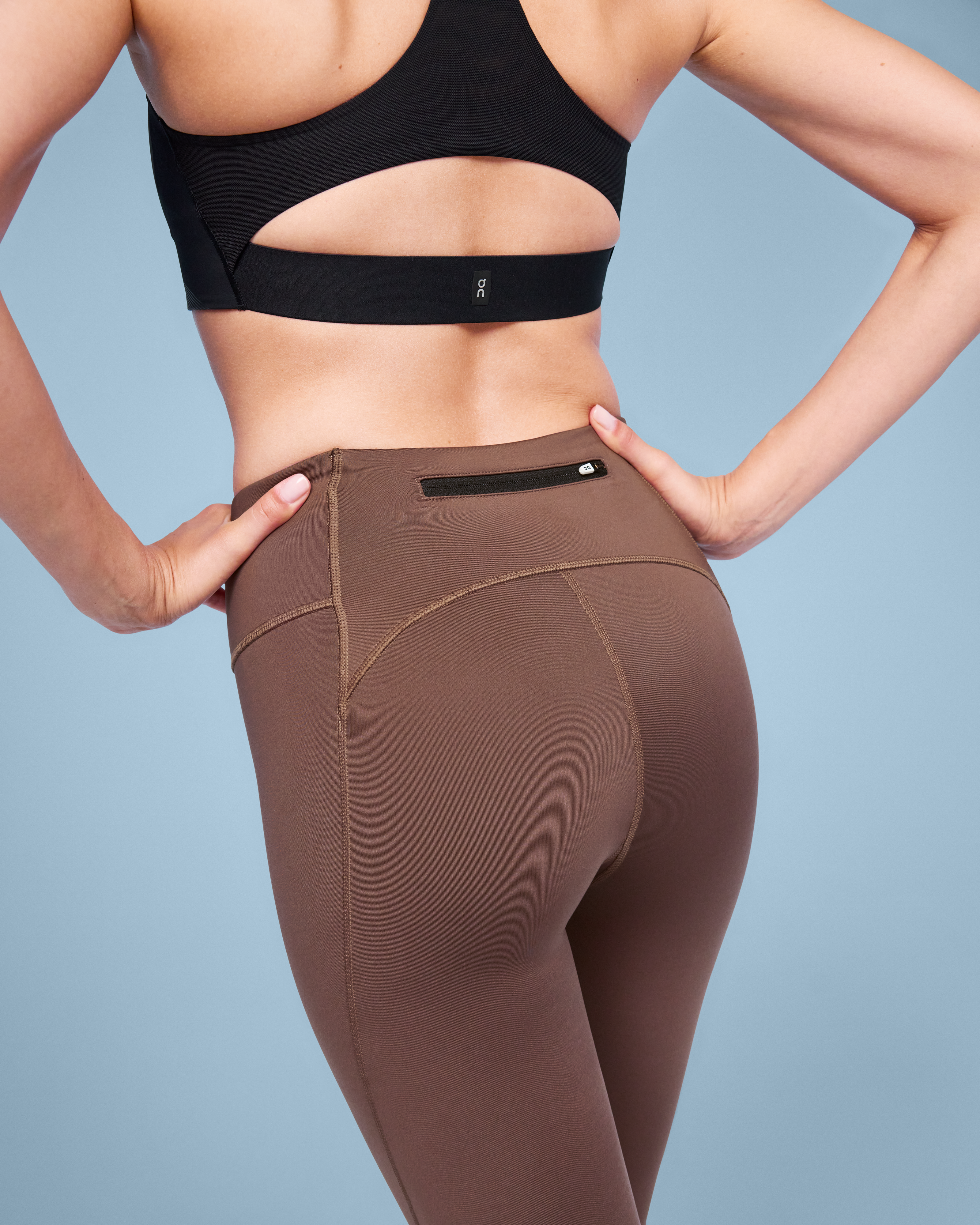 HIIT training legging short in brown メンズ