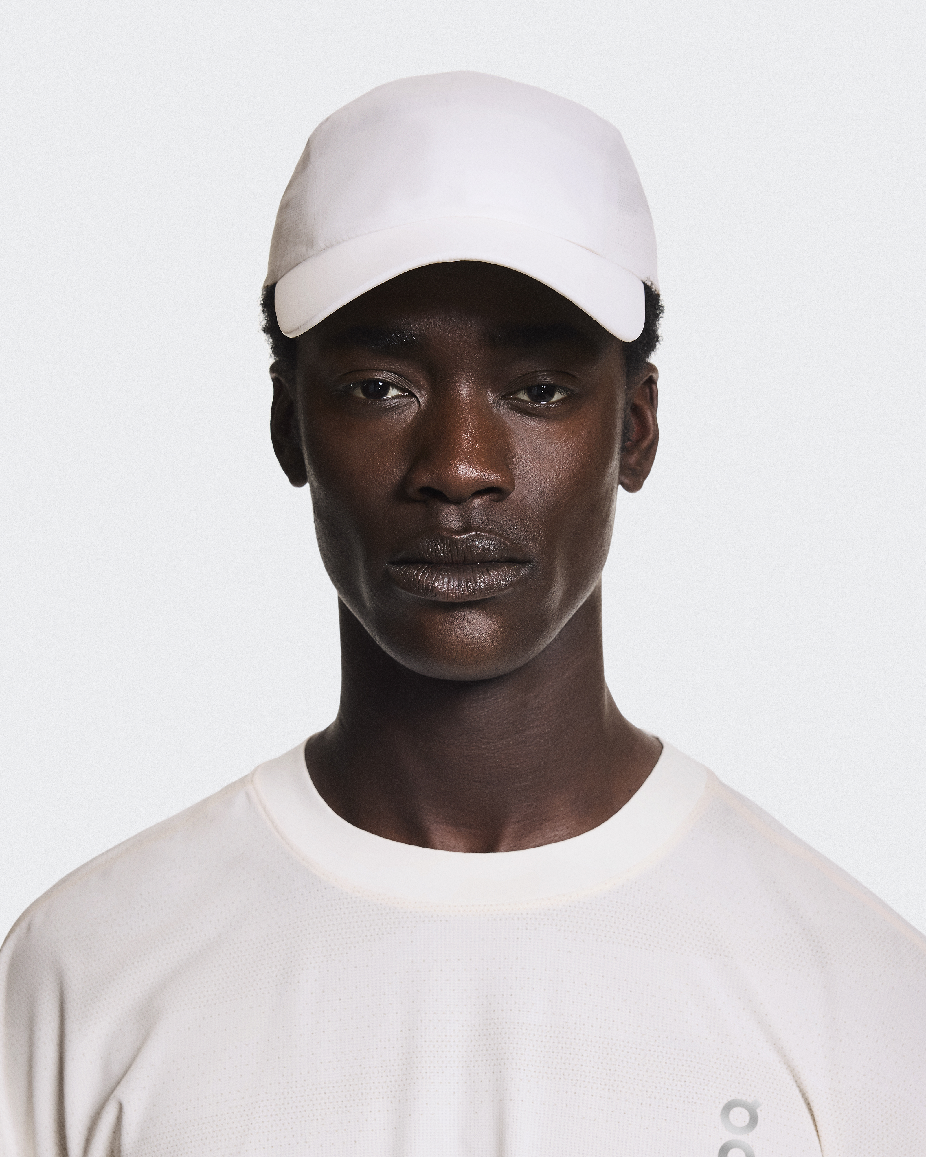 Lightweight Cap Erewhon | ベージュ | On 日本