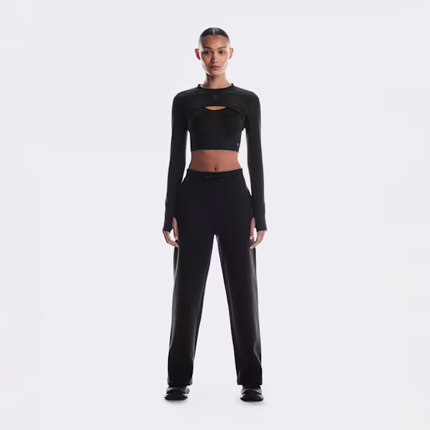 Focus Tech Sweatpants in Black