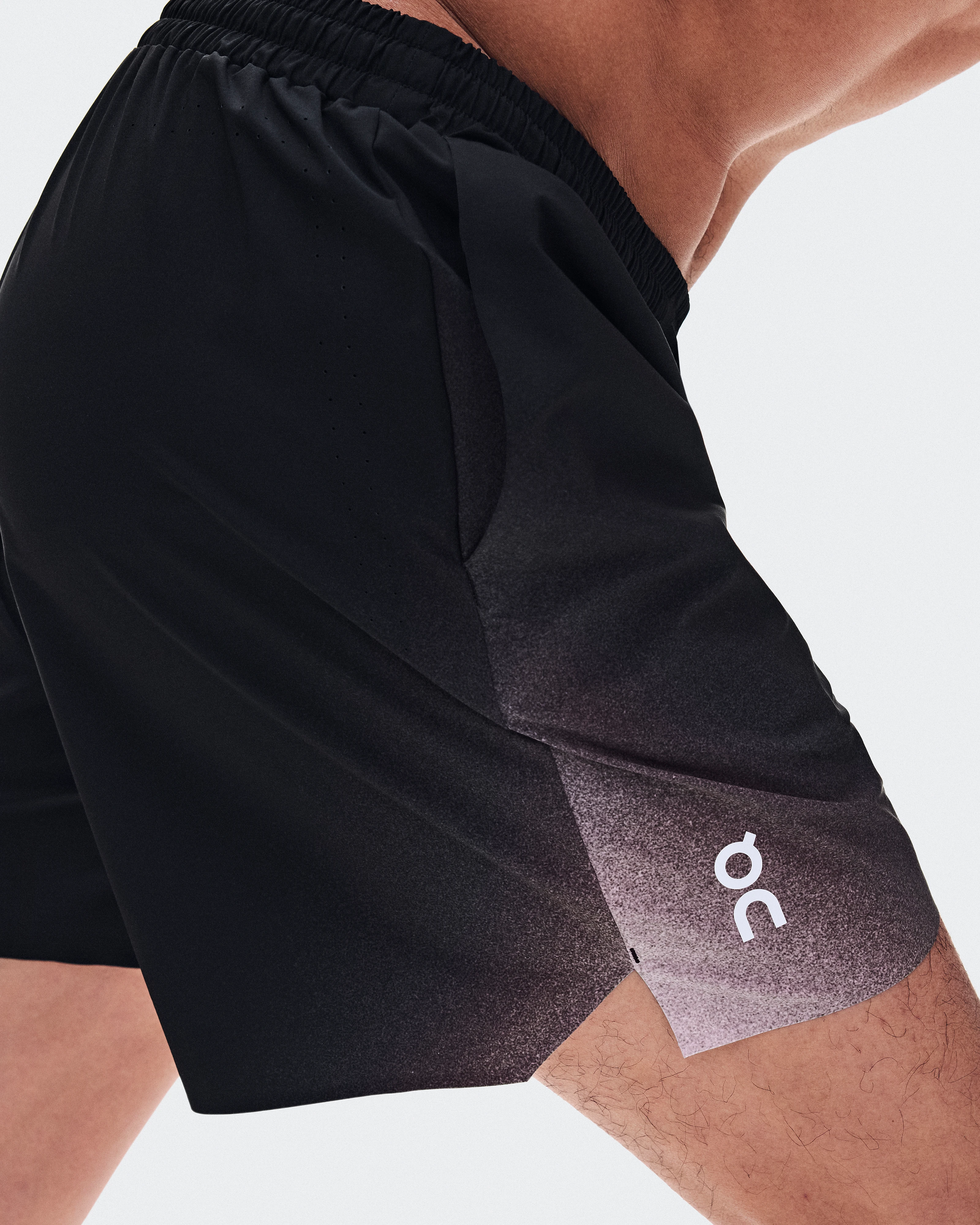 On 5" Court Shorts Swing Black & Mulberry Men Shorts