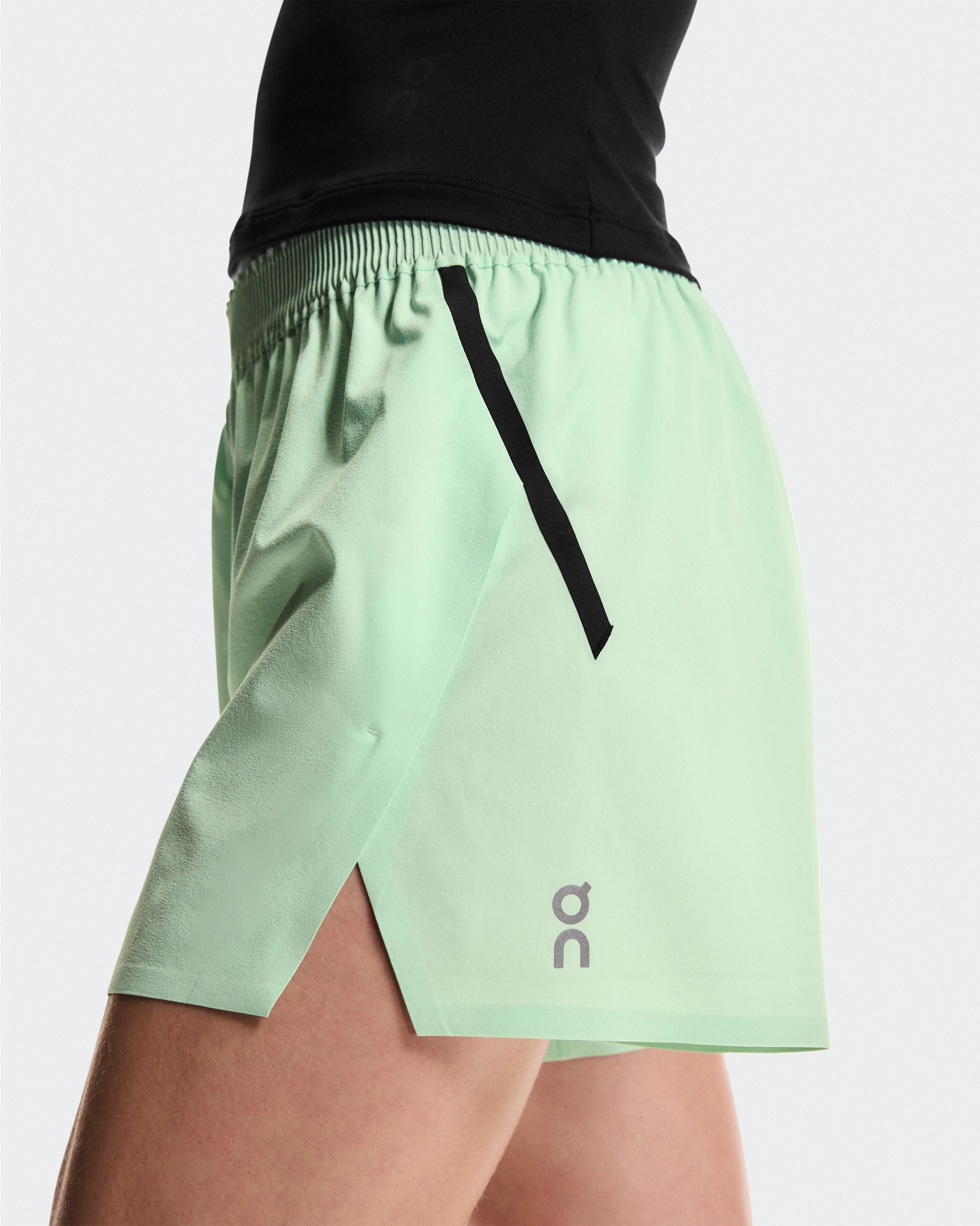 On Train Shorts Creek Women Shorts