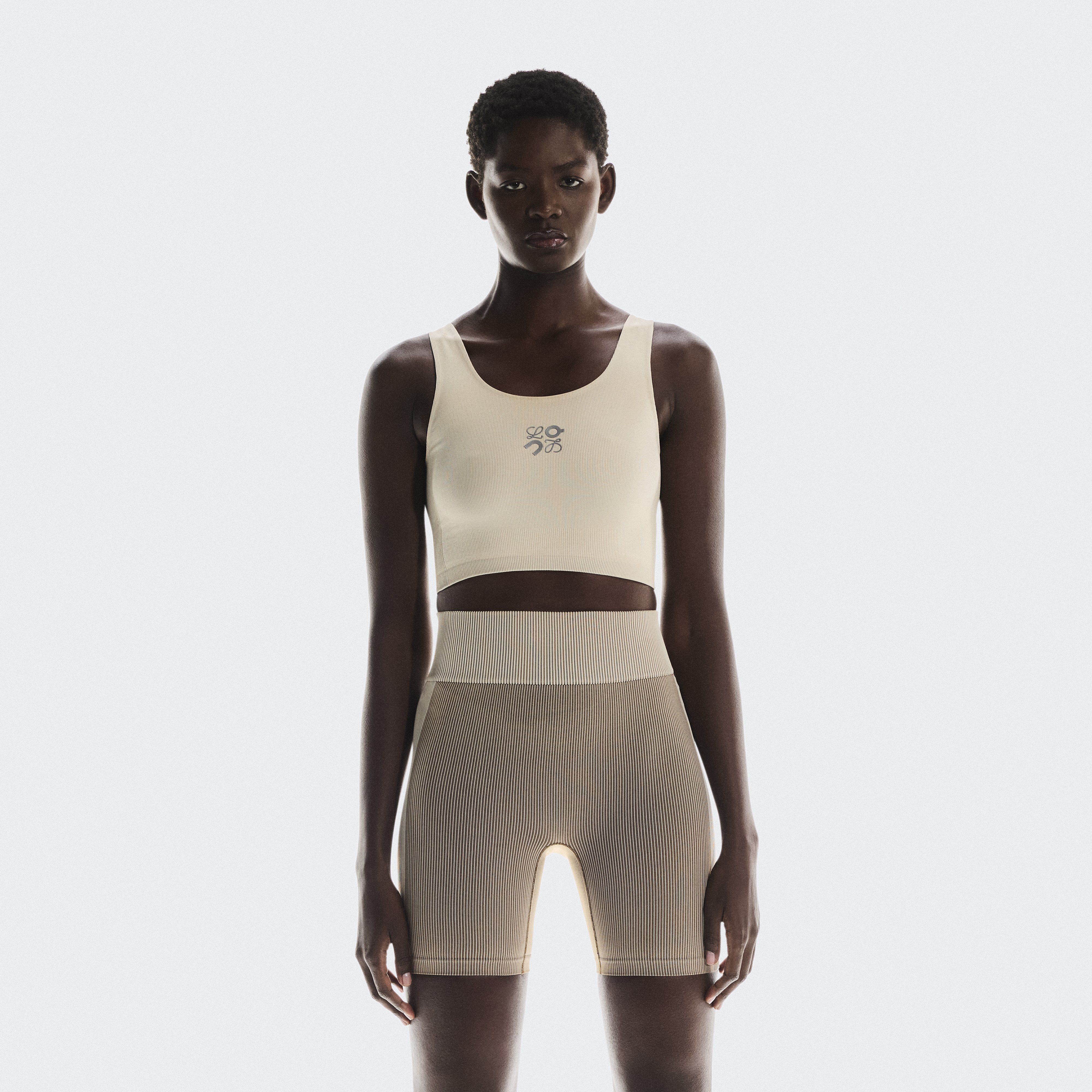 【ロエベ×On】ランニングパンツセット ウィメンズ XS ウィメンズ Track Pants LOEWE | グリーン | On 日本