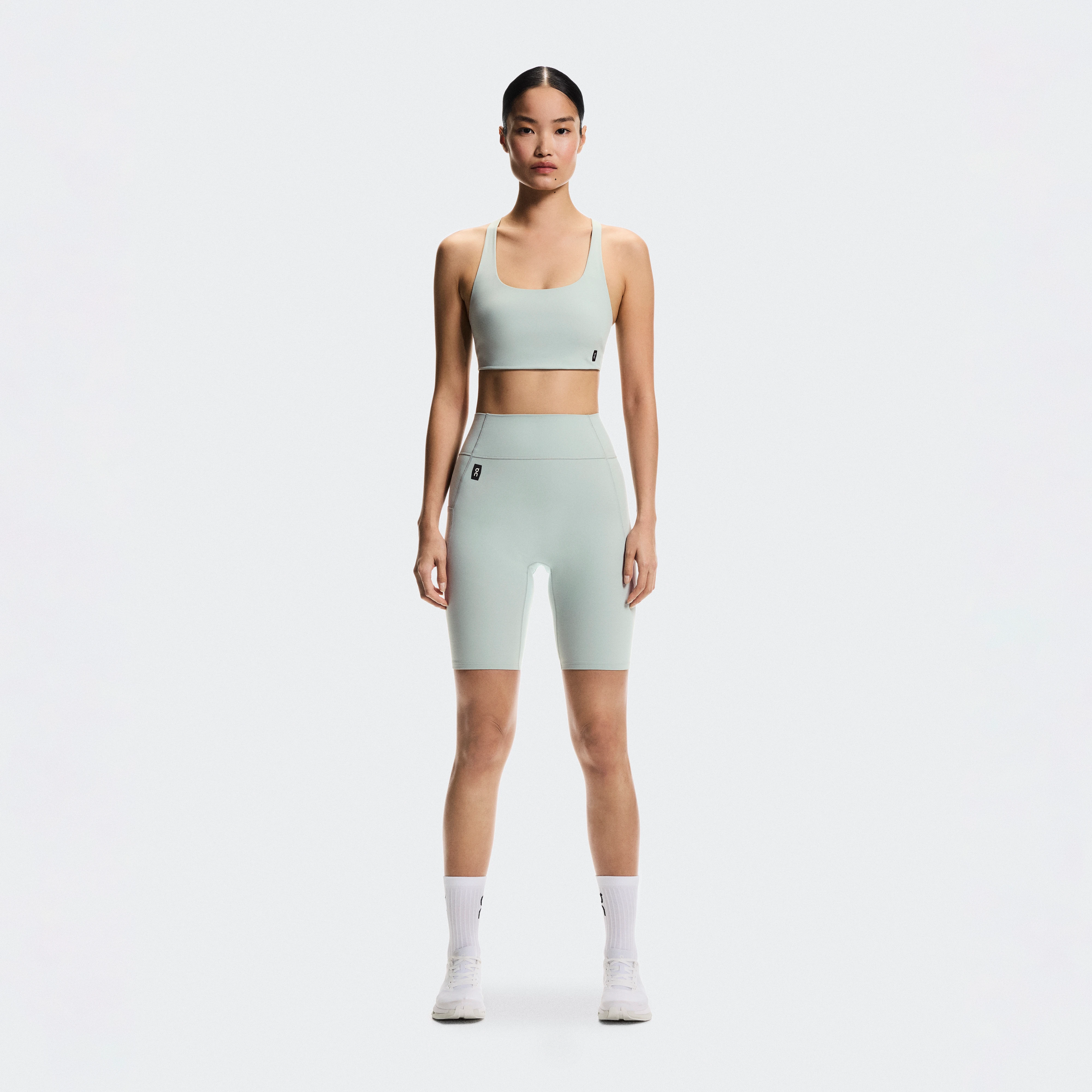 On Studio Tights Short Green Women Women – Low-impact training Tights Shorts