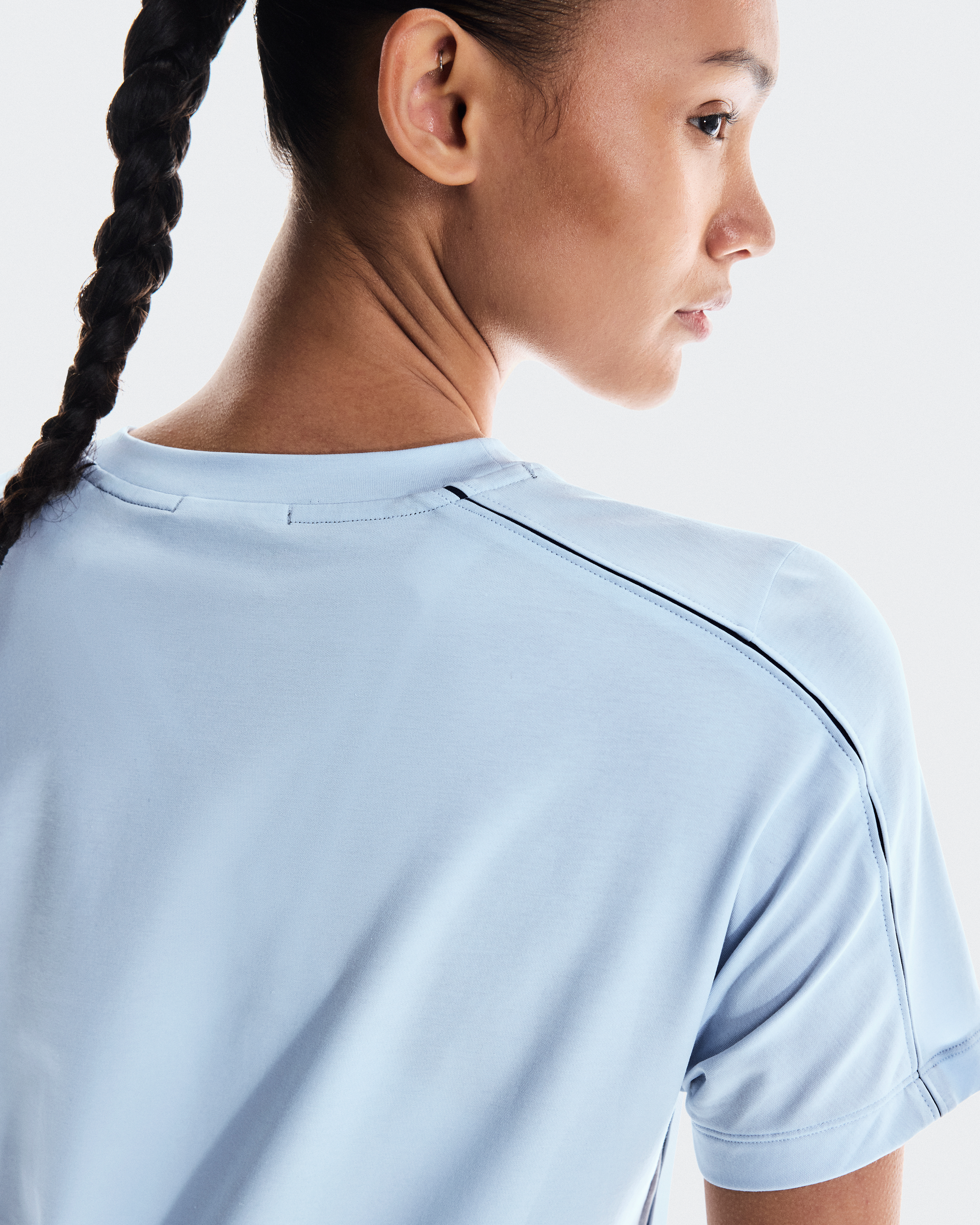 Focus-TWomen / Arctic / L