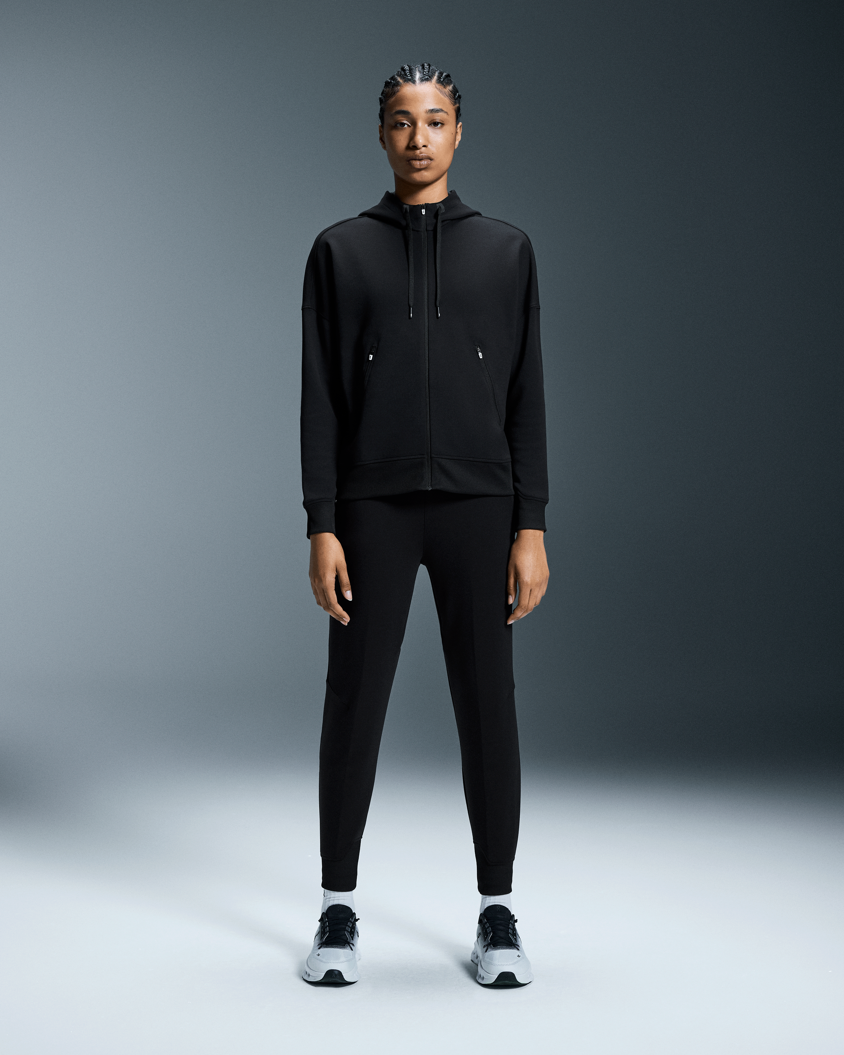Zipped HoodieWomen / Black / L