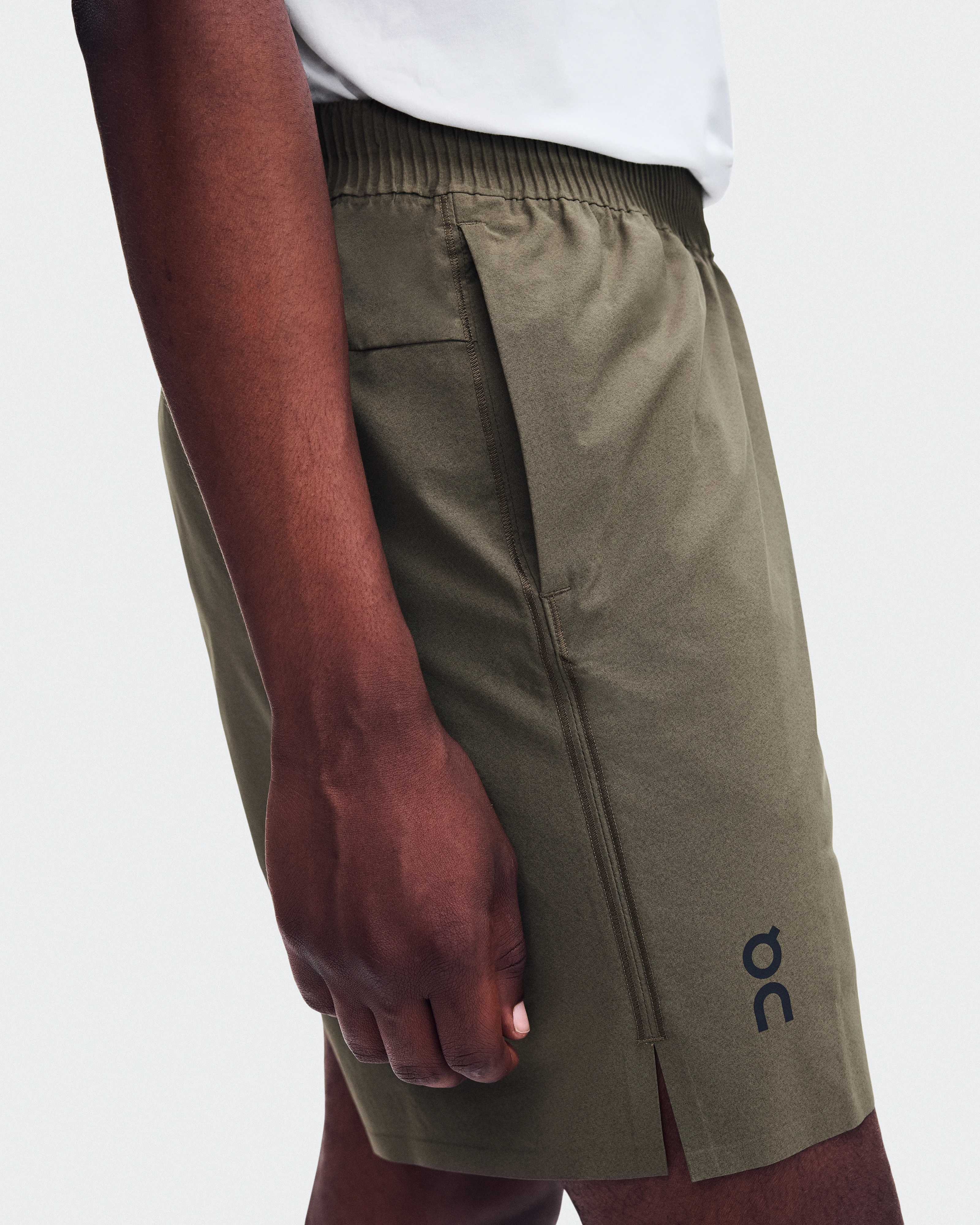 On Focus Shorts Bark Men Shorts