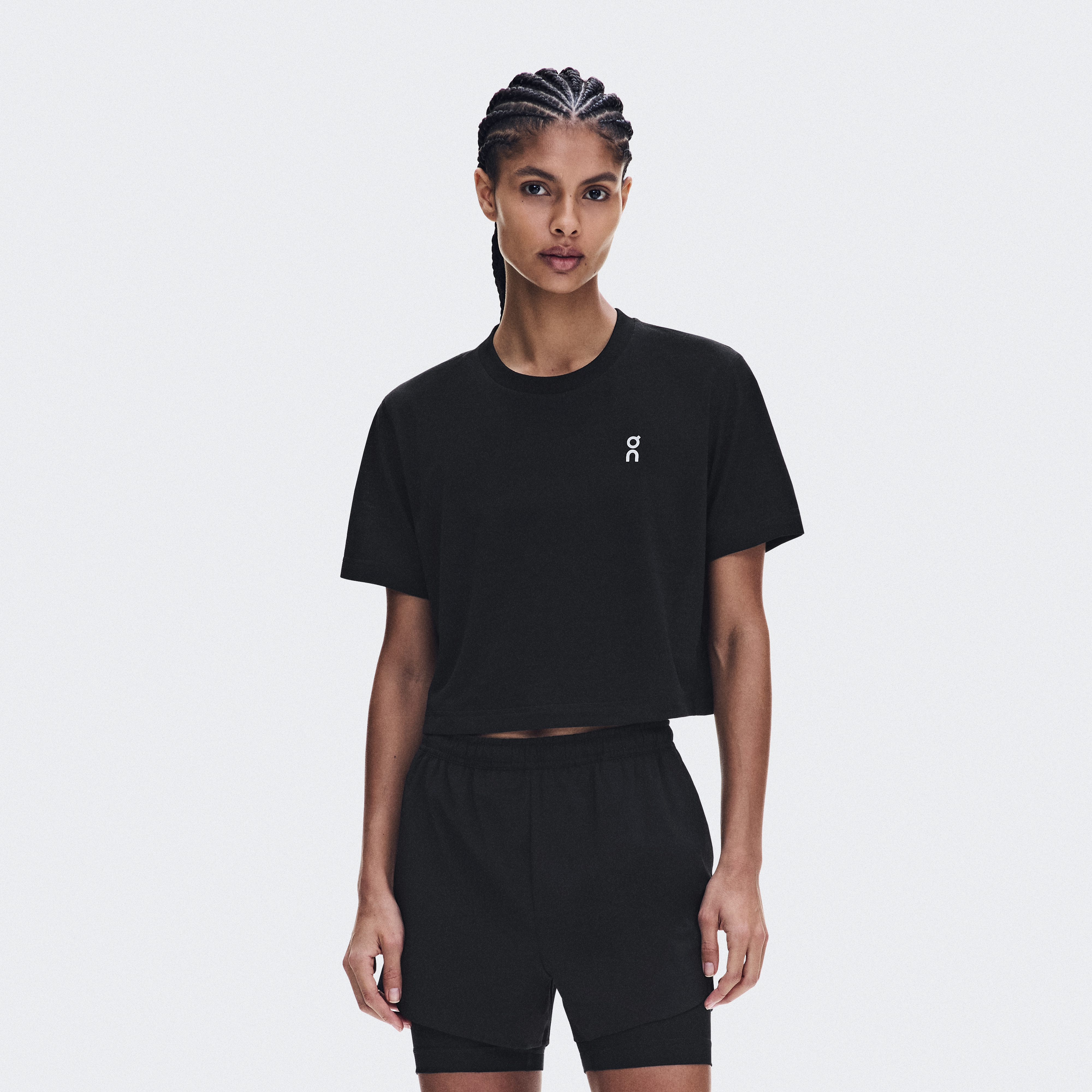 Train-T Crop Shirt in Black