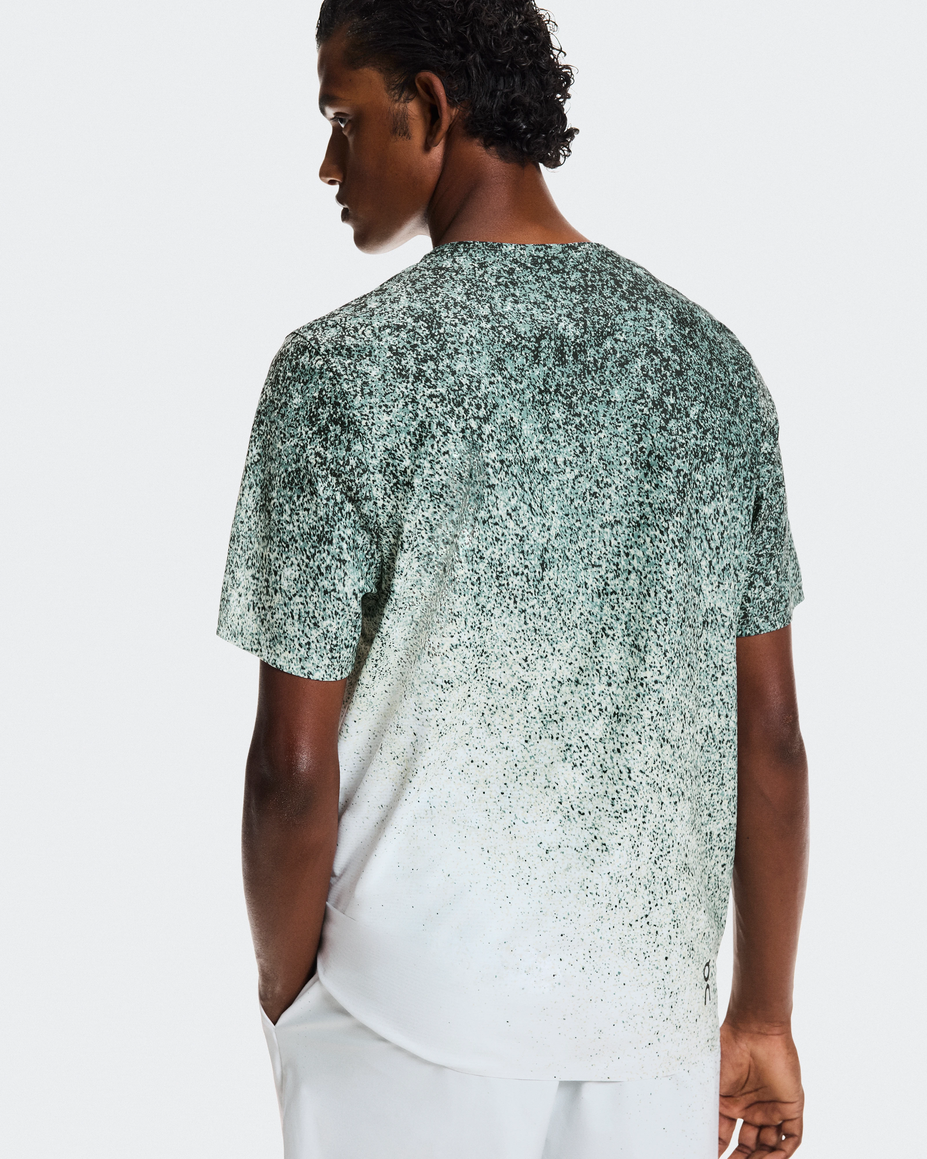 On Court-T Fade Mineral & White Homme Hauts et t-shirts