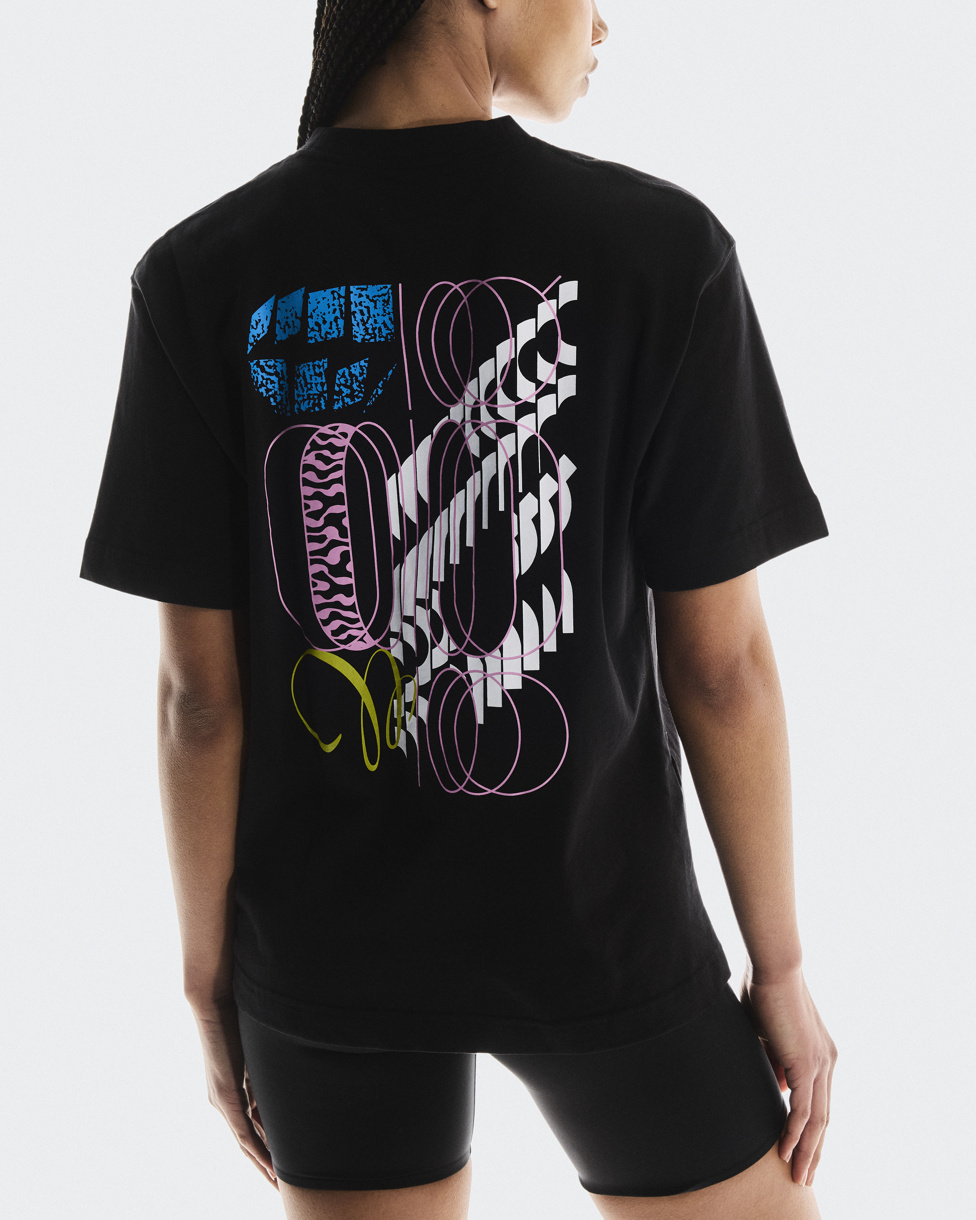 トップス ON Women's Club-T Graphic | On Japan