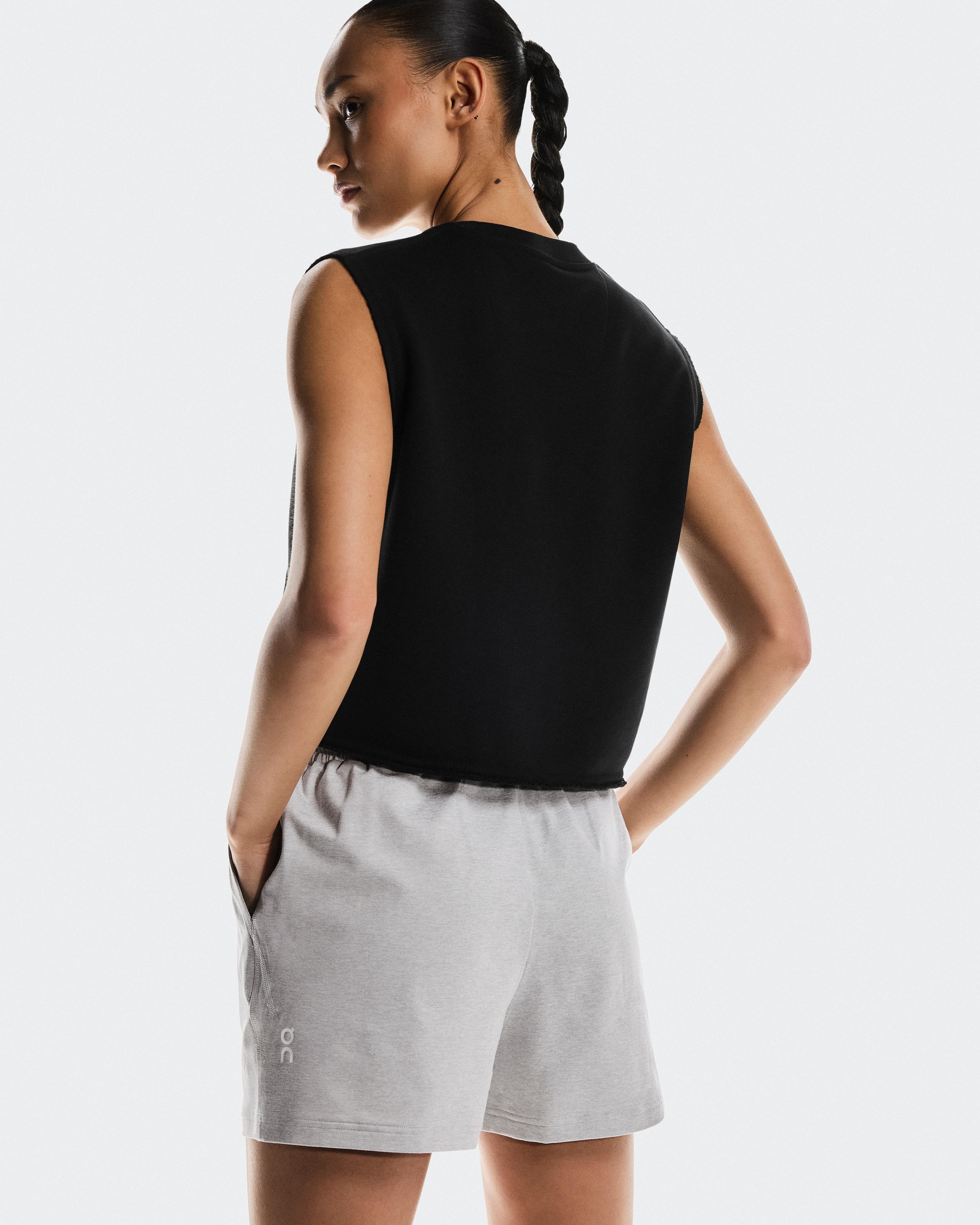 On Courtside Shorts Gravel Women Shorts