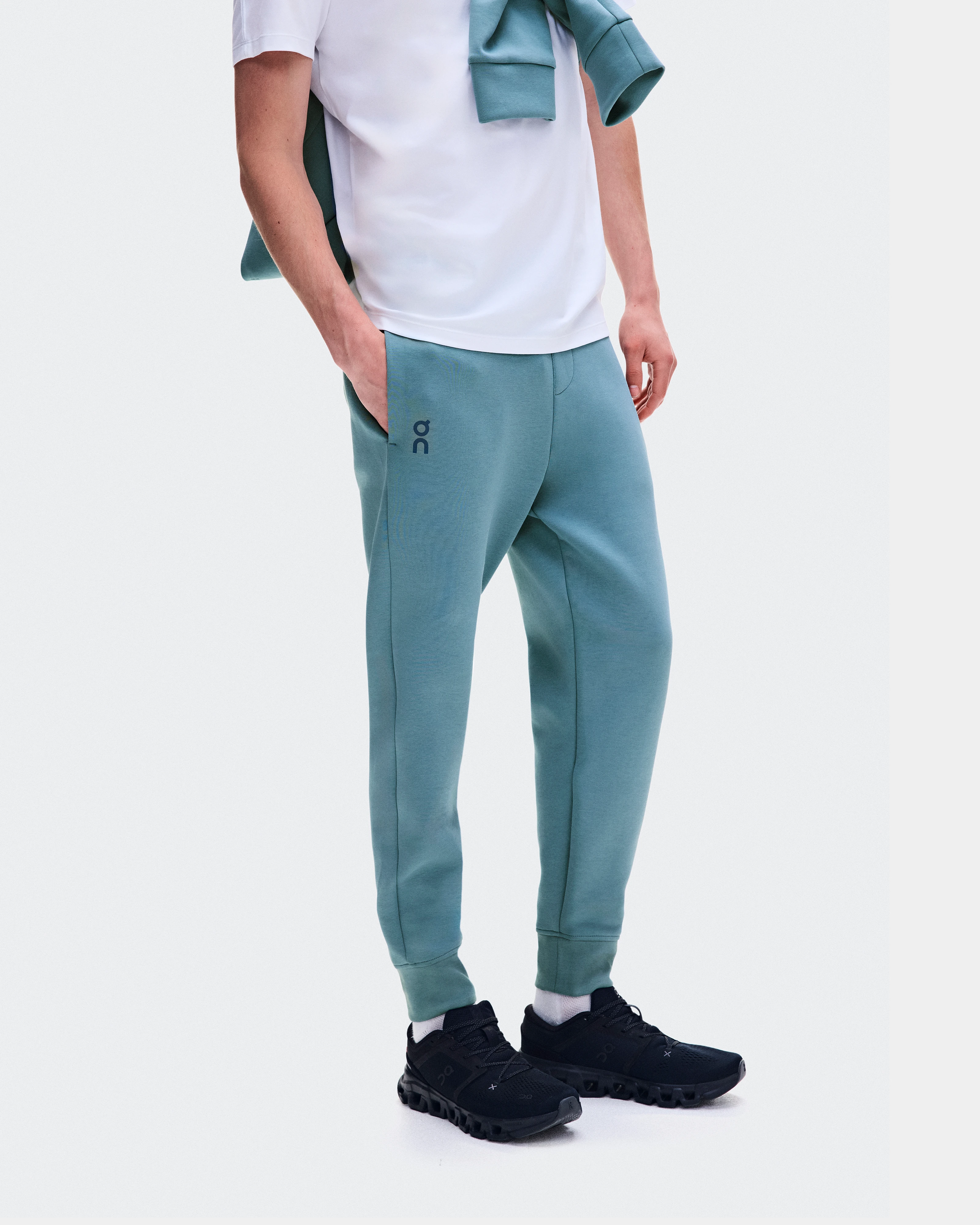 On Focus Tech Sweatpants Agave Men Pants