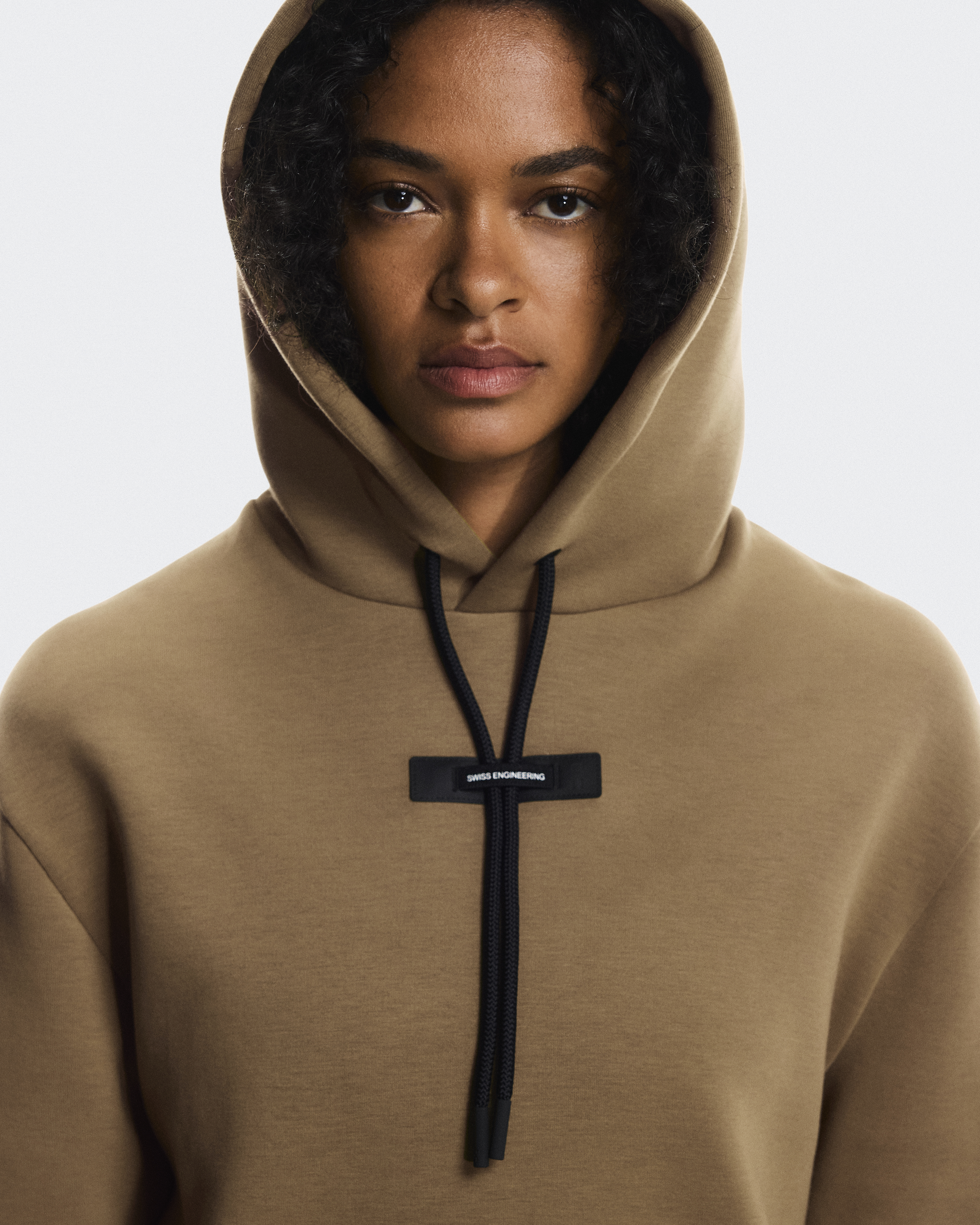 Women's Focus Tech Hoodie | Brown | On United States