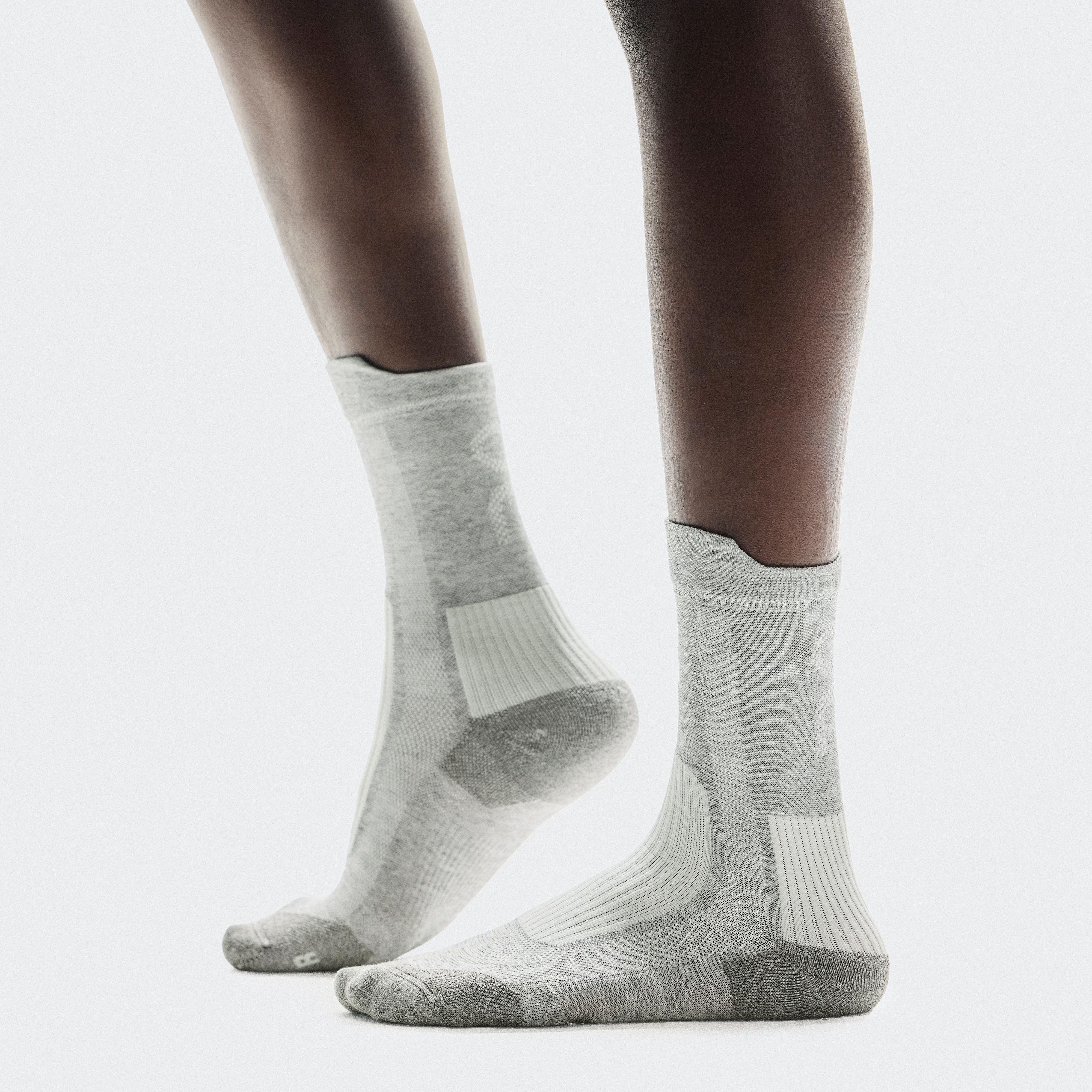 On Merino Ultra Sock Grey Unisex Unisex – Trail running, zonal cushioning, anti-slip Socks
