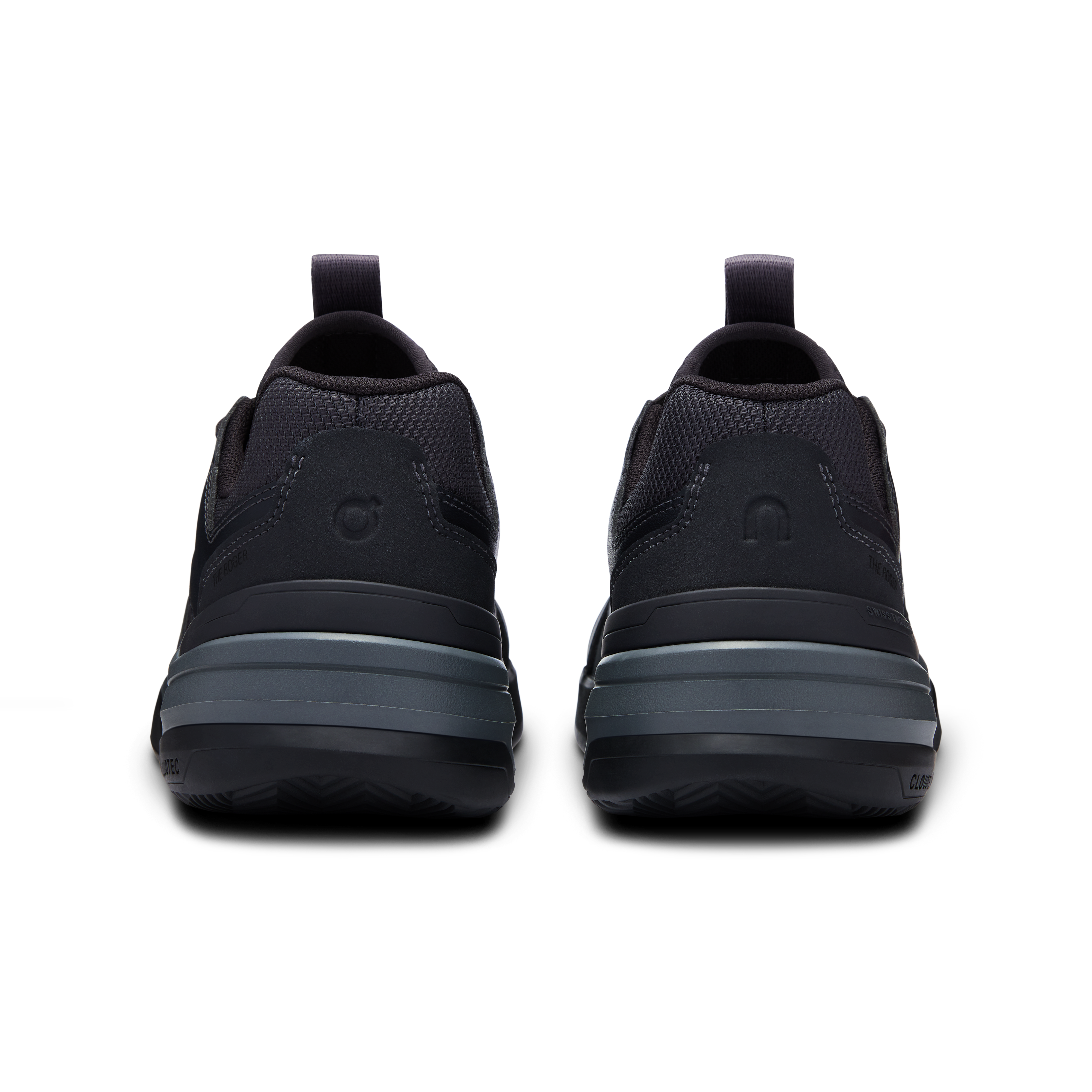 THE ROGER Clubhouse Pro Youth – On AE - Main Image