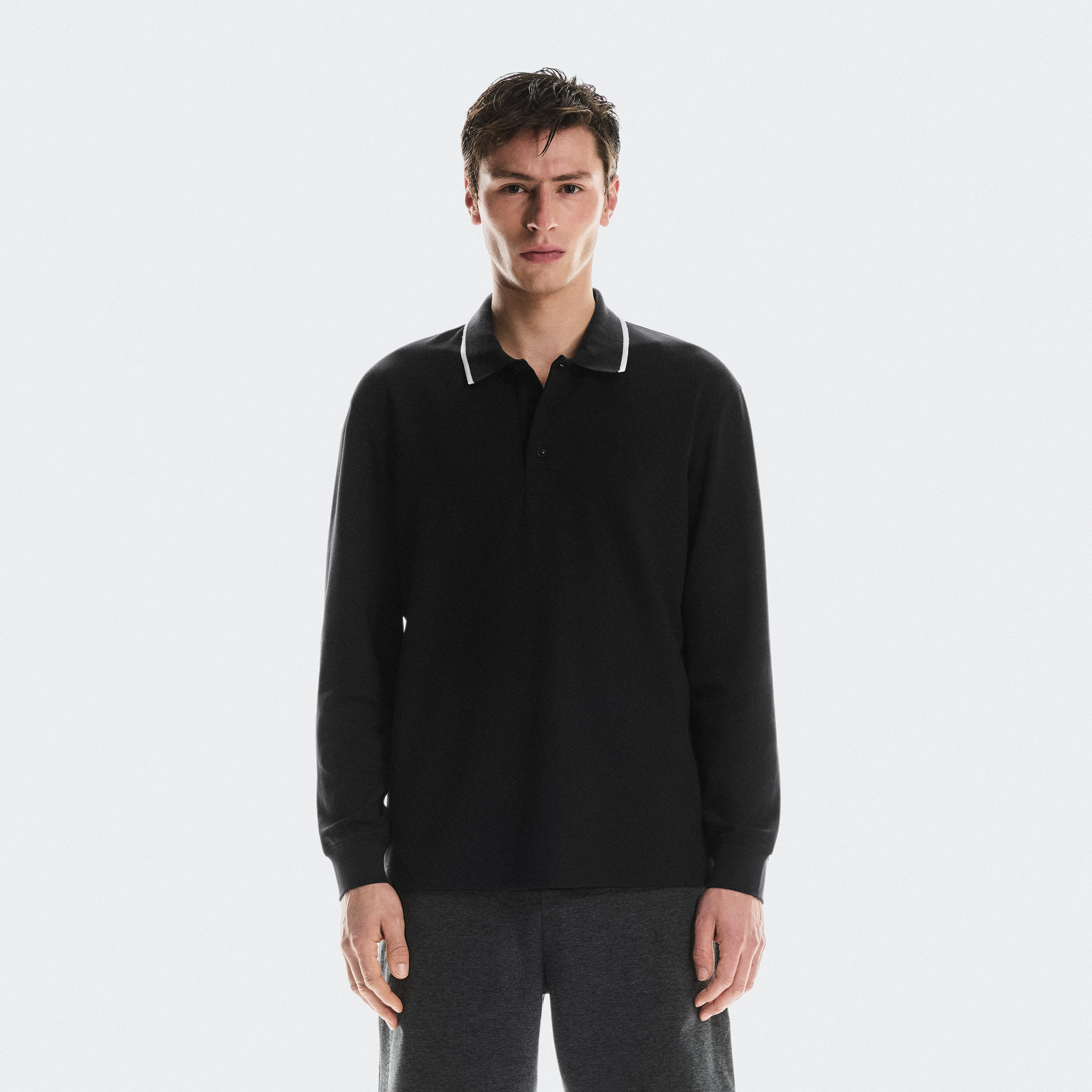 On Courtside Long-T Polo Black Men Men – Tennis lifestyle, courtside, all-day comfort Tops and t-shirts