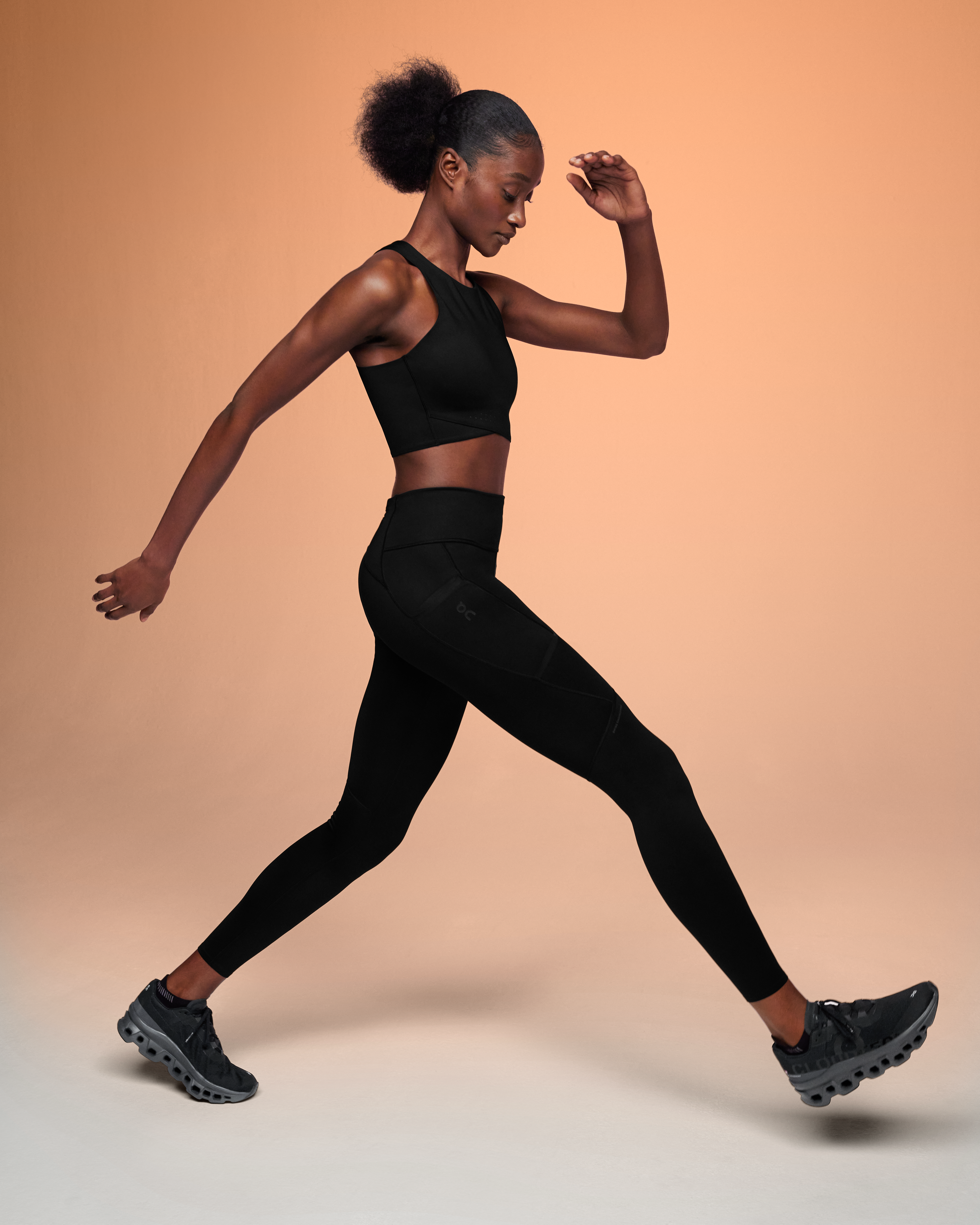 Mossimo Running Tights Women's Black Used XL - Locker Room Direct