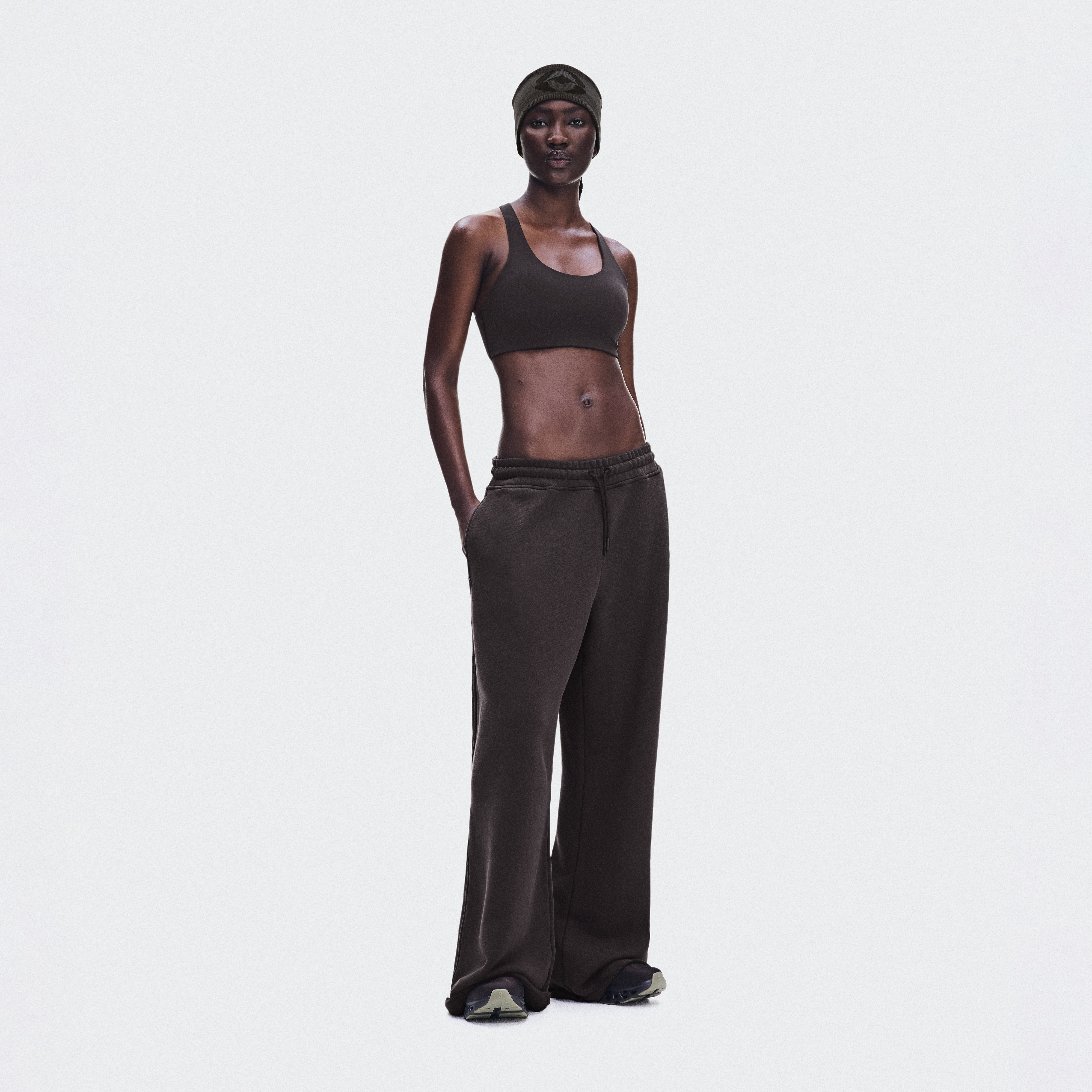 Club Collective Pants FKA in Espresso
