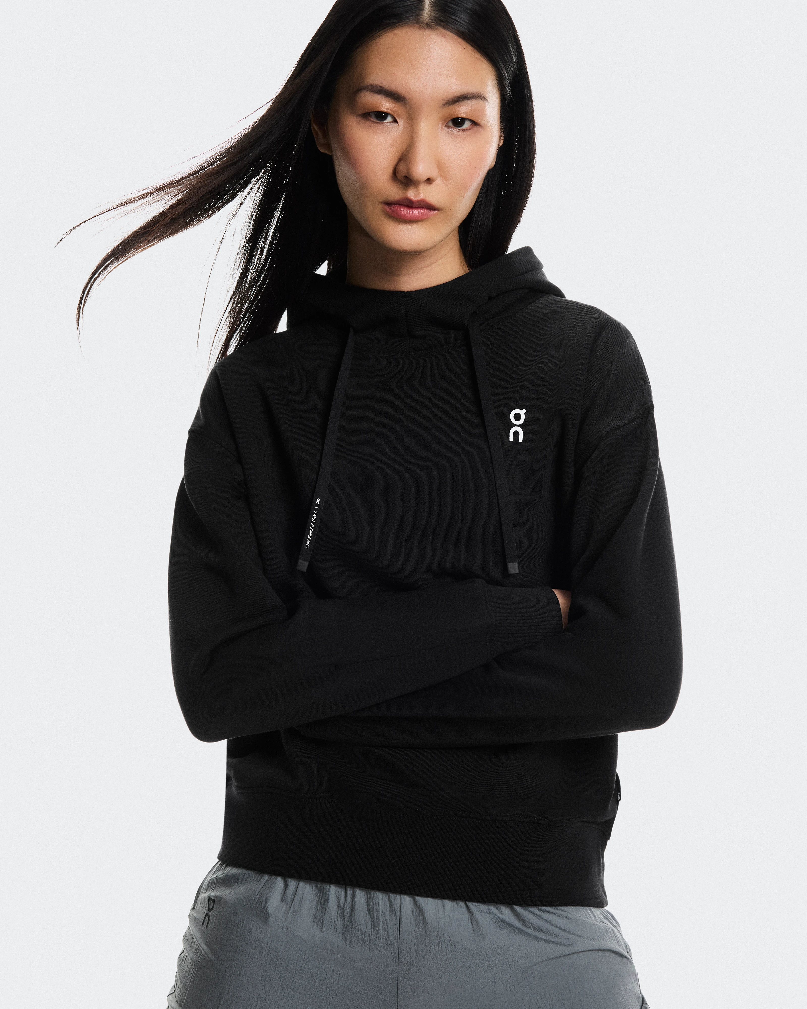 On Club Hoodie Smash Black & Orchid Women Hoodies and sweatshirts