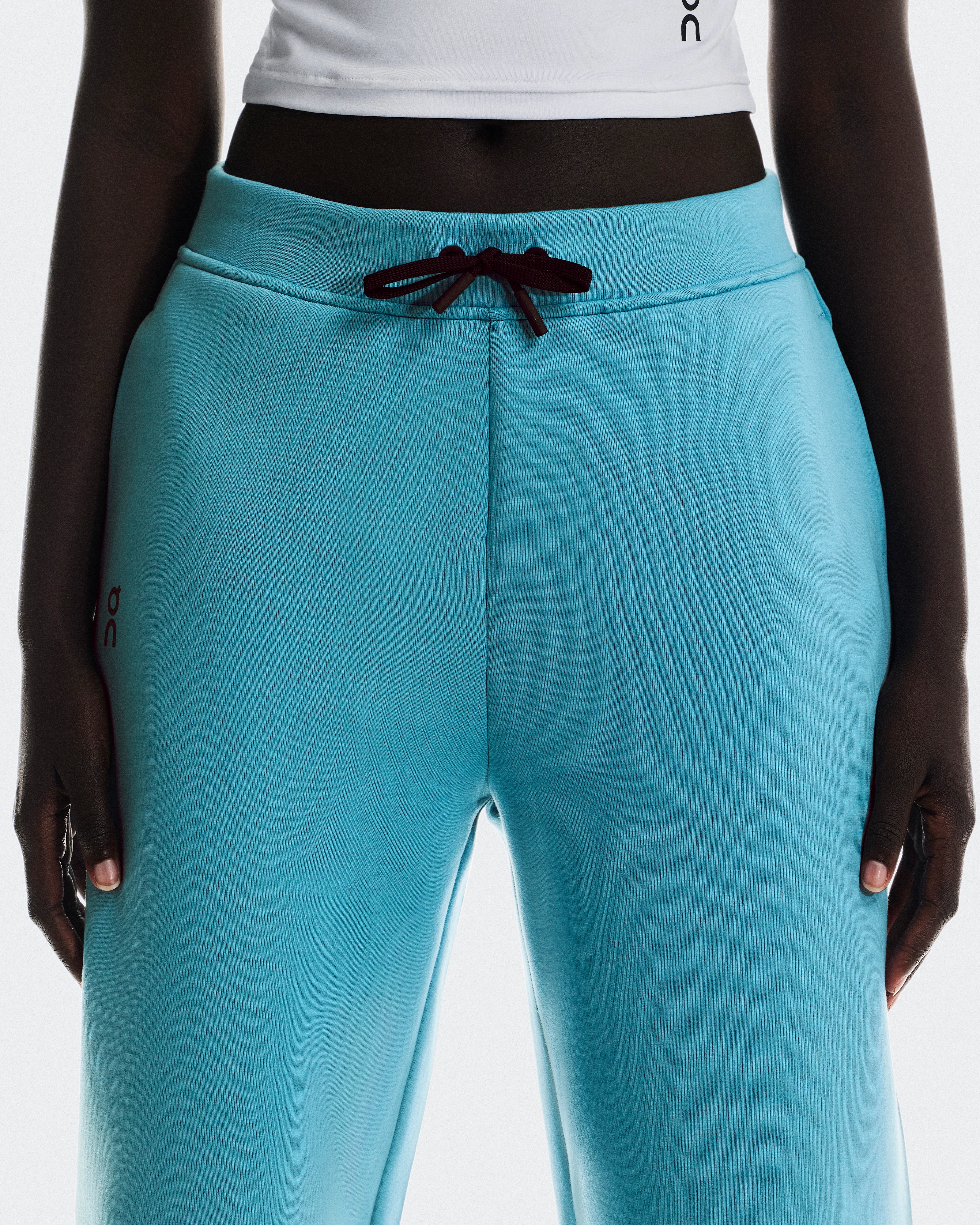 On Focus Tech Sweatpants Niagara Women Pants