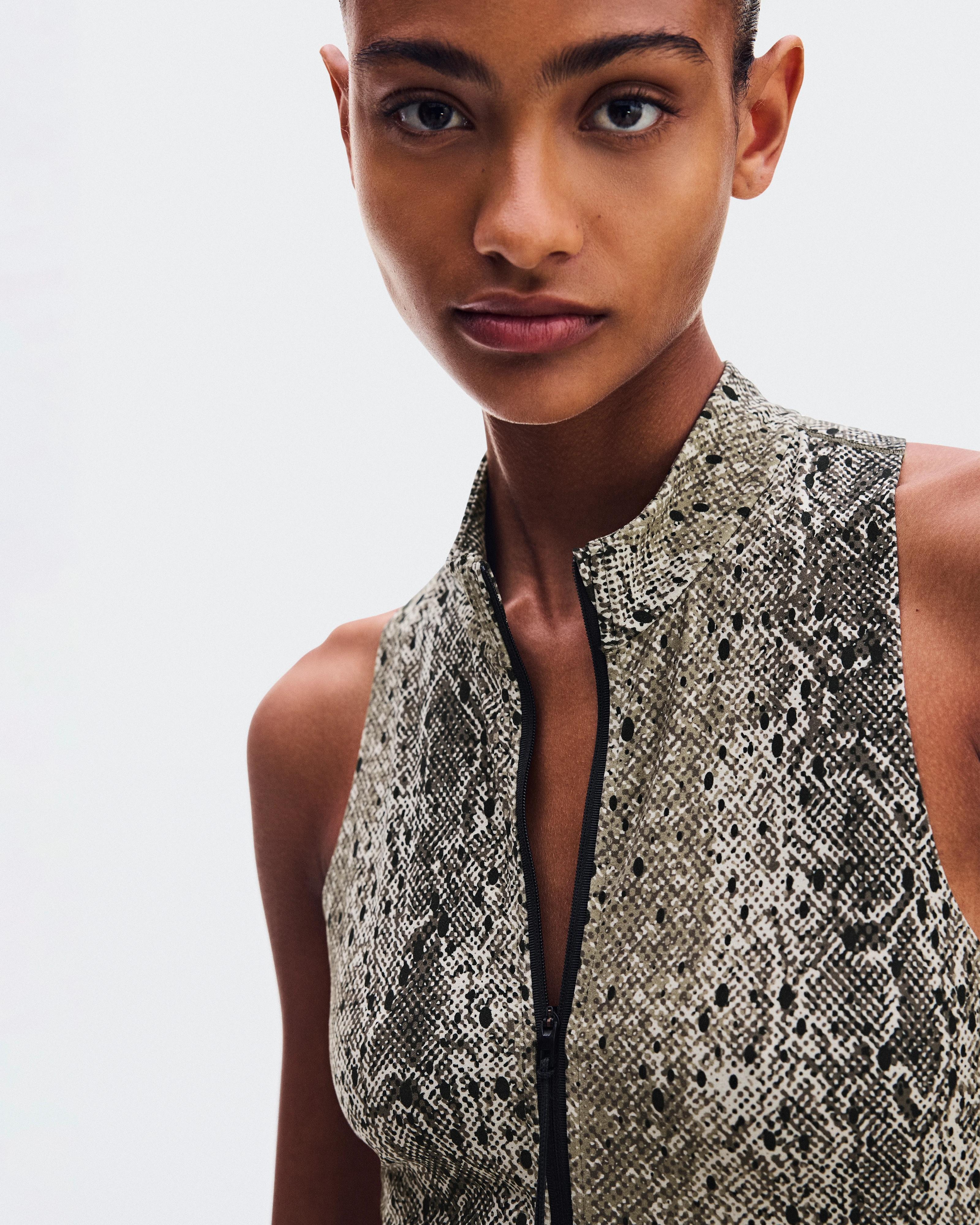 On Studio Bodysuit Antler & Black Women Bodysuits