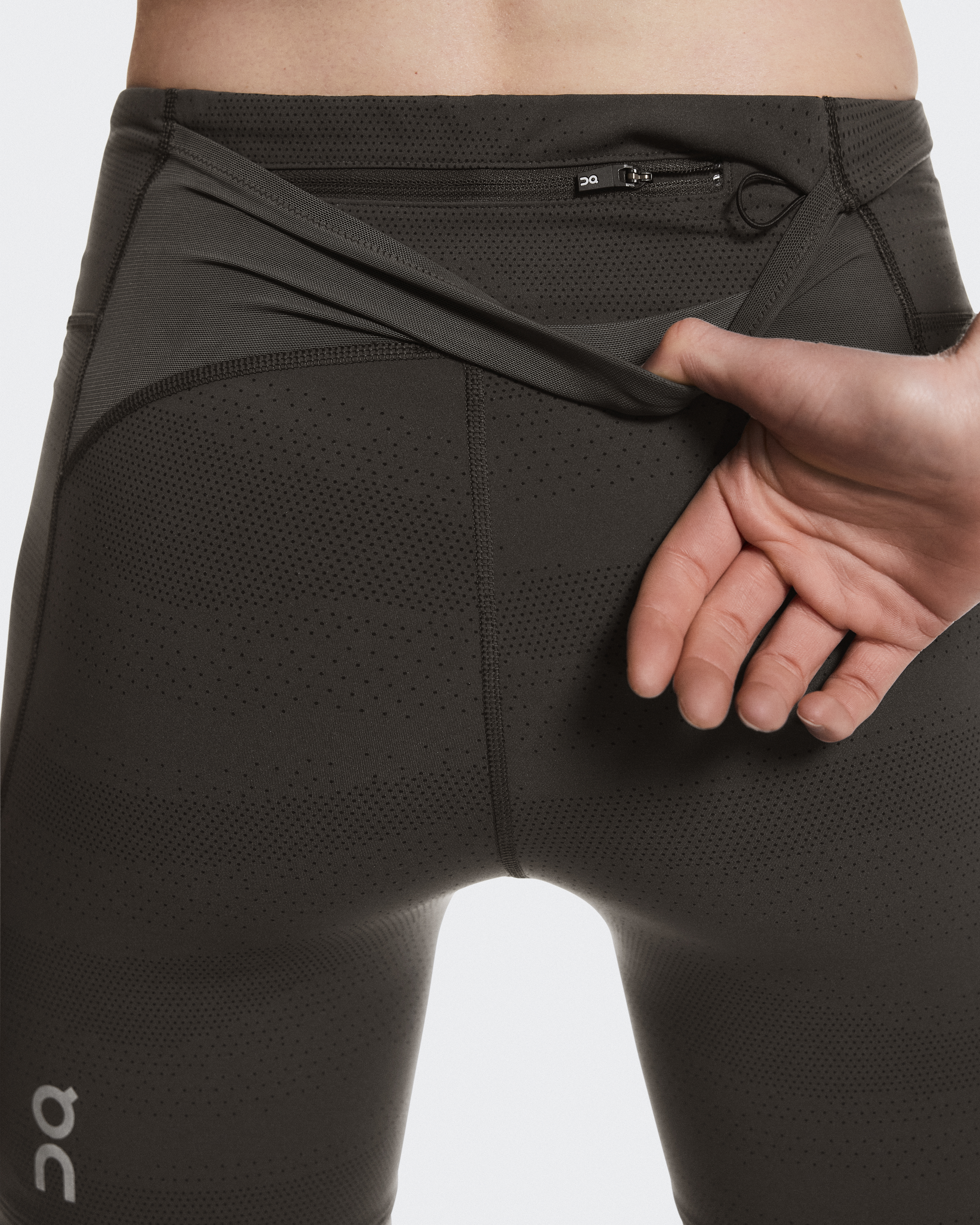 Short Tights Erewhon Feminino | Marrom & Preto | On Brasil