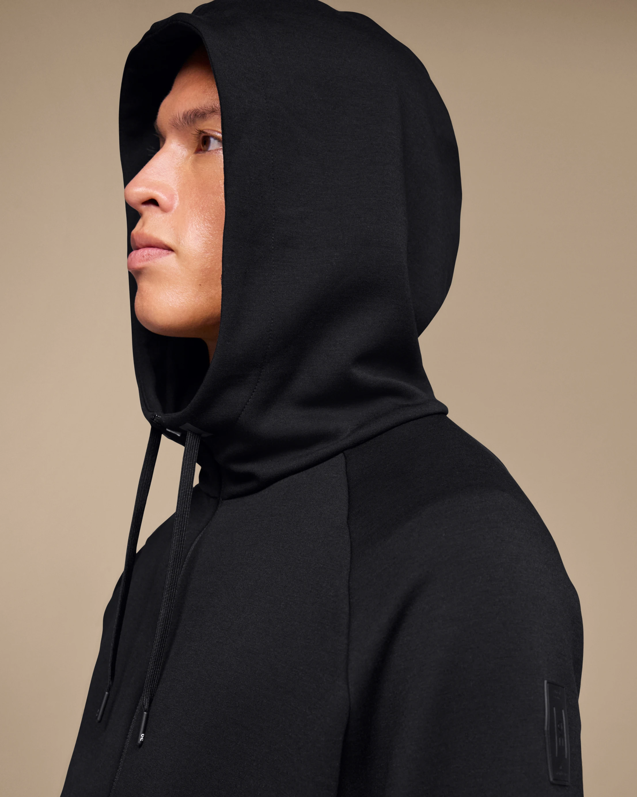 Men's Zipped Hoodie | Black | On United States