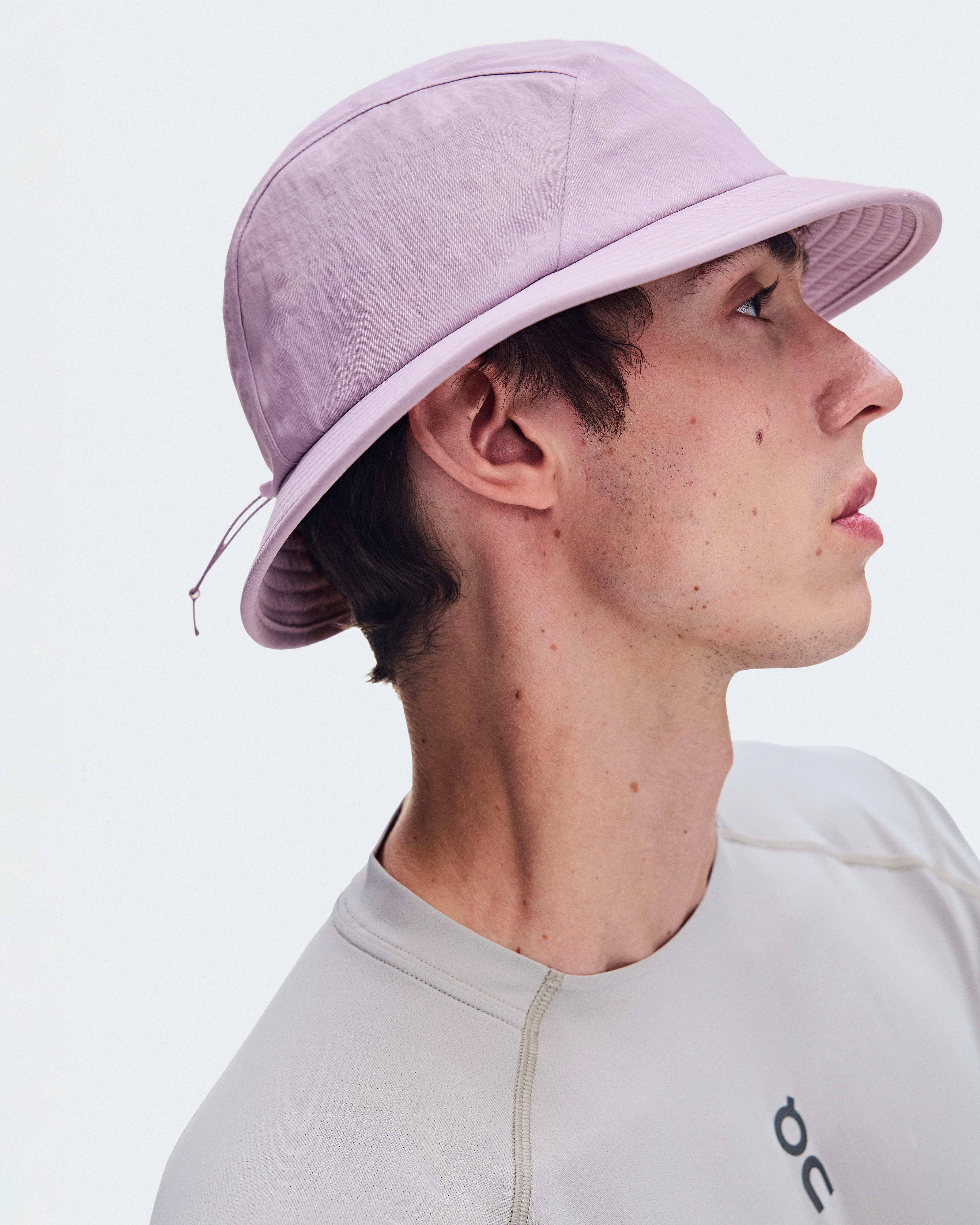 On Trail Hat Foxglove Unisex – Trekking, hiking, lightweight Headwear