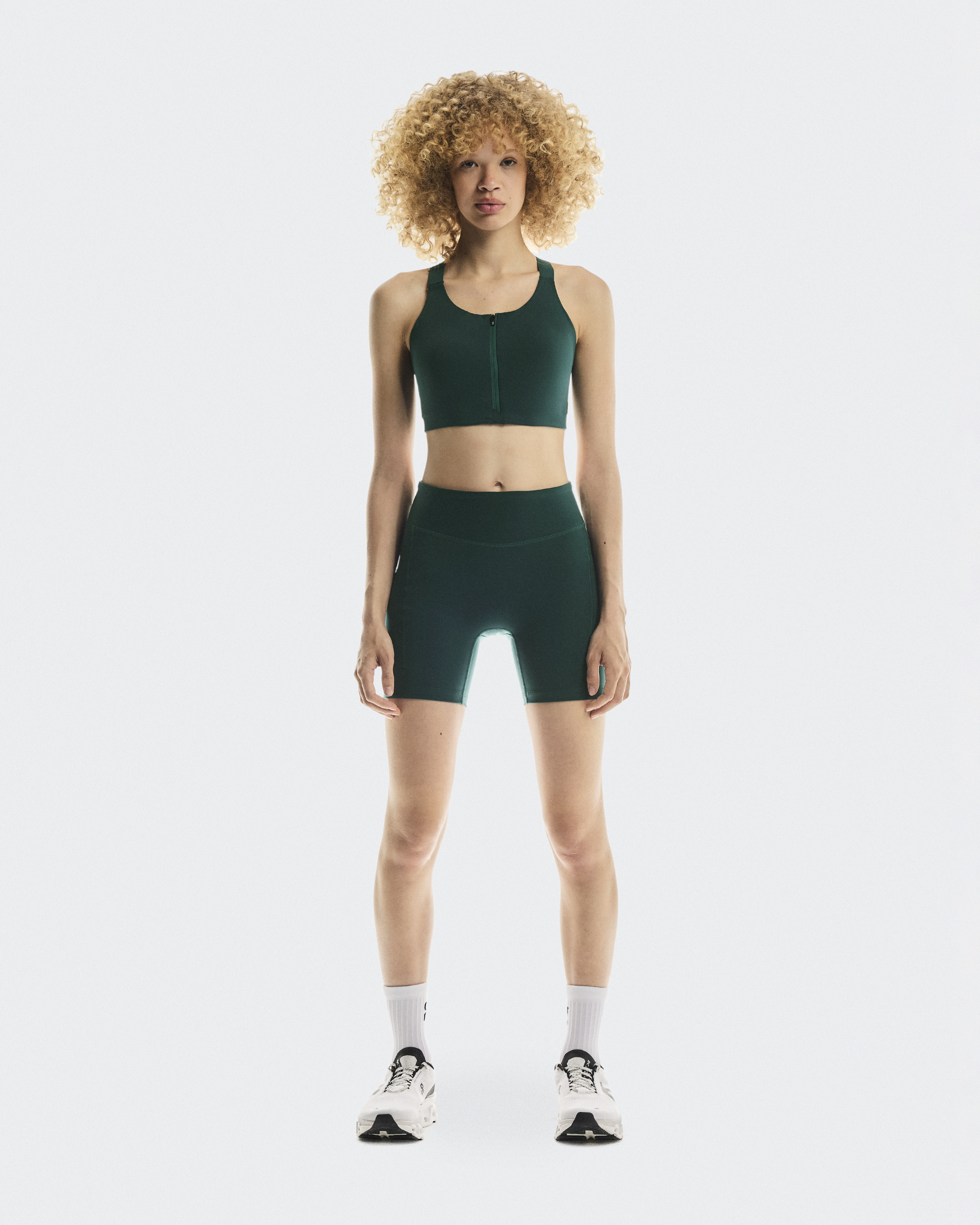 On Performance Tights Short para Mujer en Spirulina, Talla: Medium