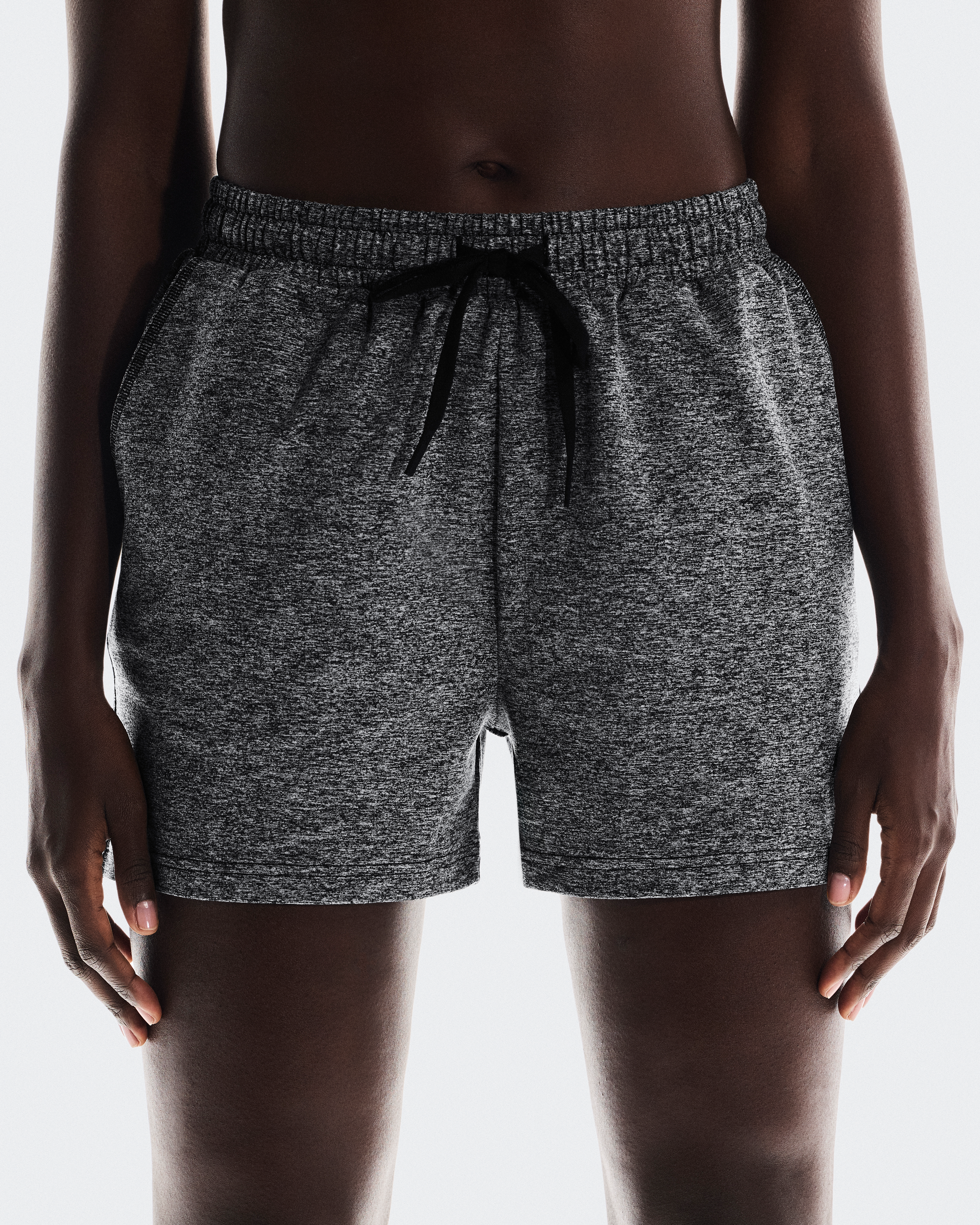 Courtside ShortsWomen / Graphite / L