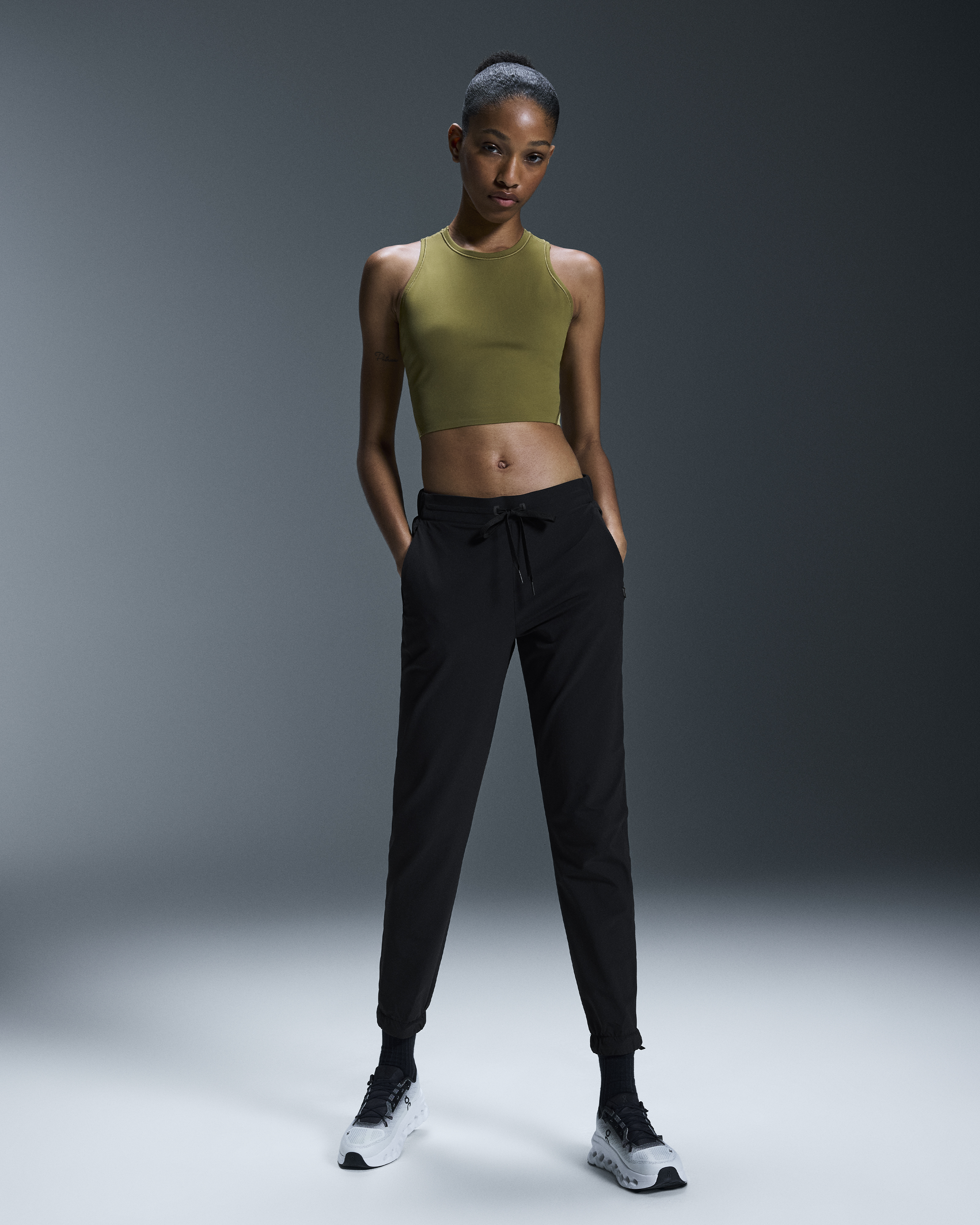 オン On Active Pants M Black Men's Active Pants | Black | On United States