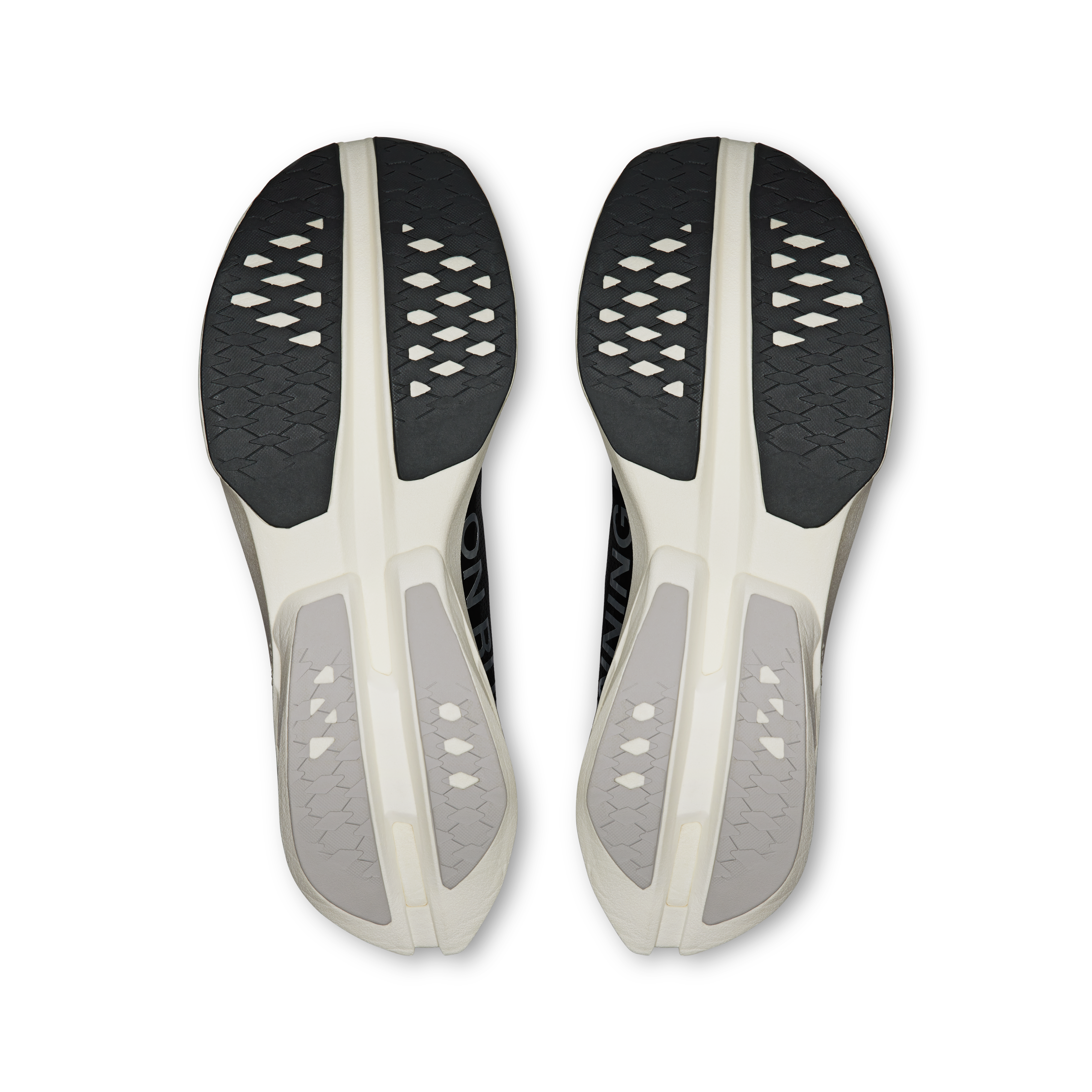 On Cloudboom Strike Black & White Herren Strassenlauf Schuhe